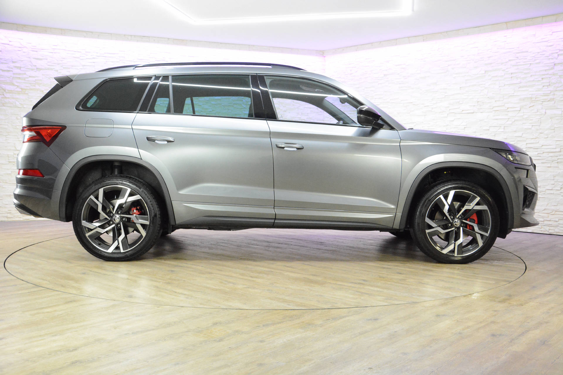 SKODA Kodiaq 2.0 TSI RS DSG-image-3