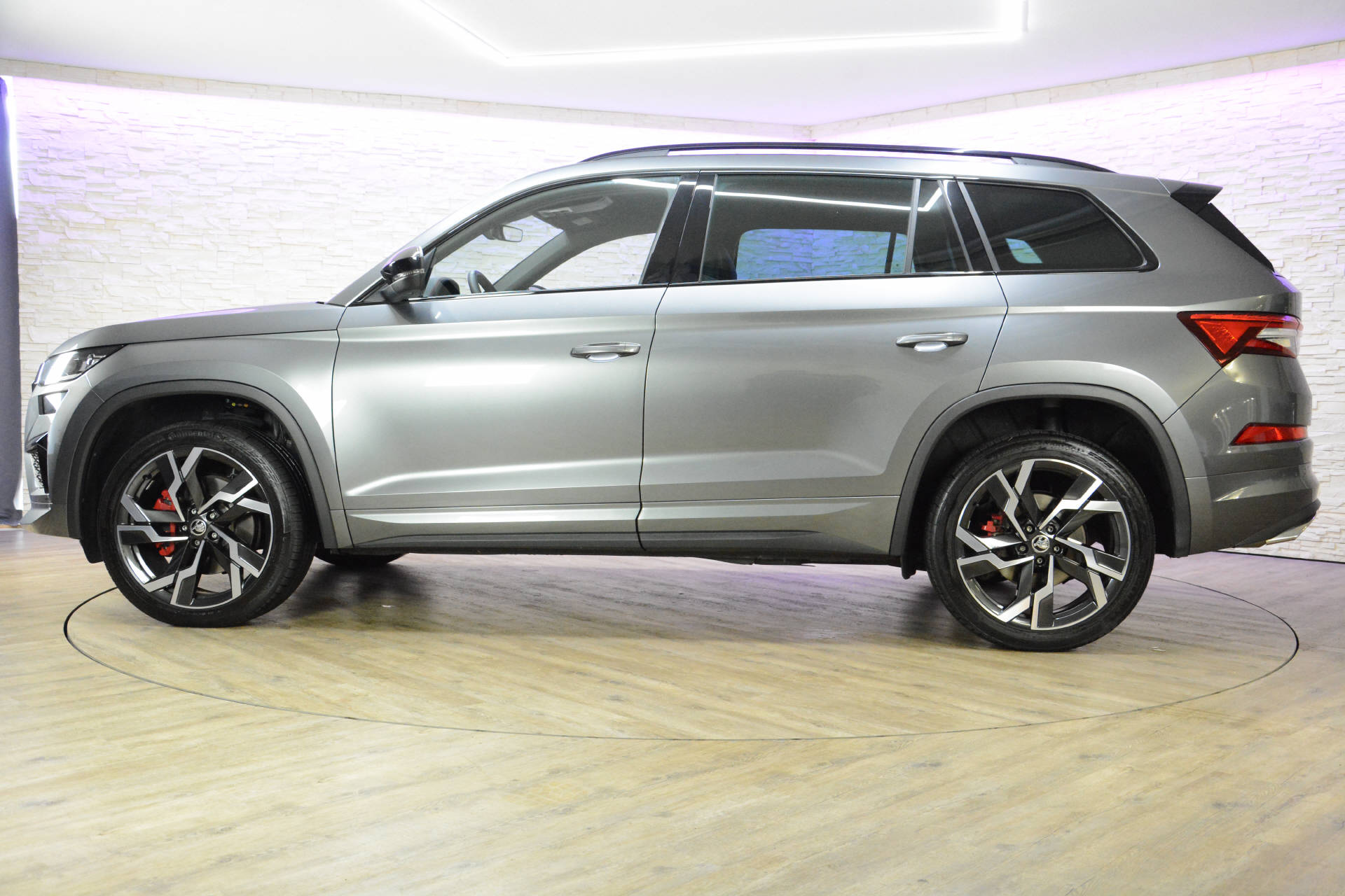 SKODA Kodiaq 2.0 TSI RS DSG-image-2