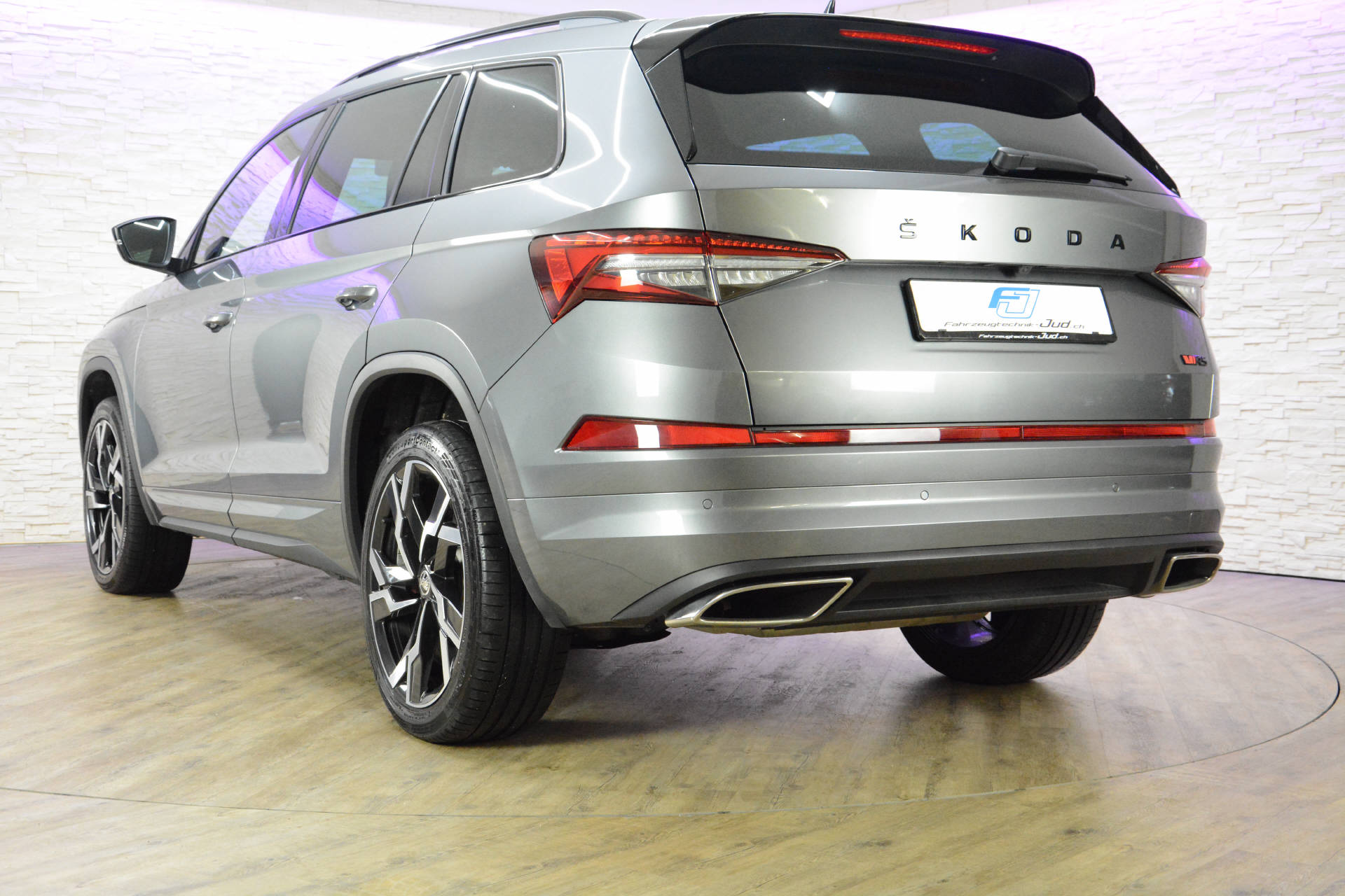 SKODA Kodiaq 2.0 TSI RS DSG-image-5