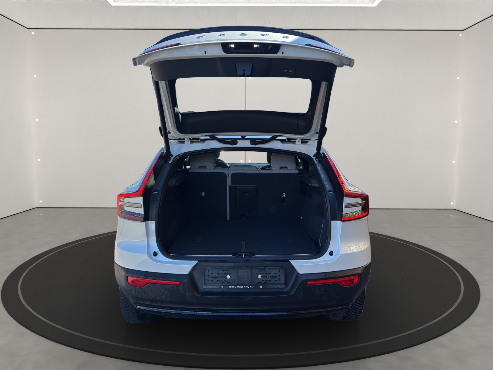 VOLVO C40 P8 Twin Recharge Plus AWD-image-11