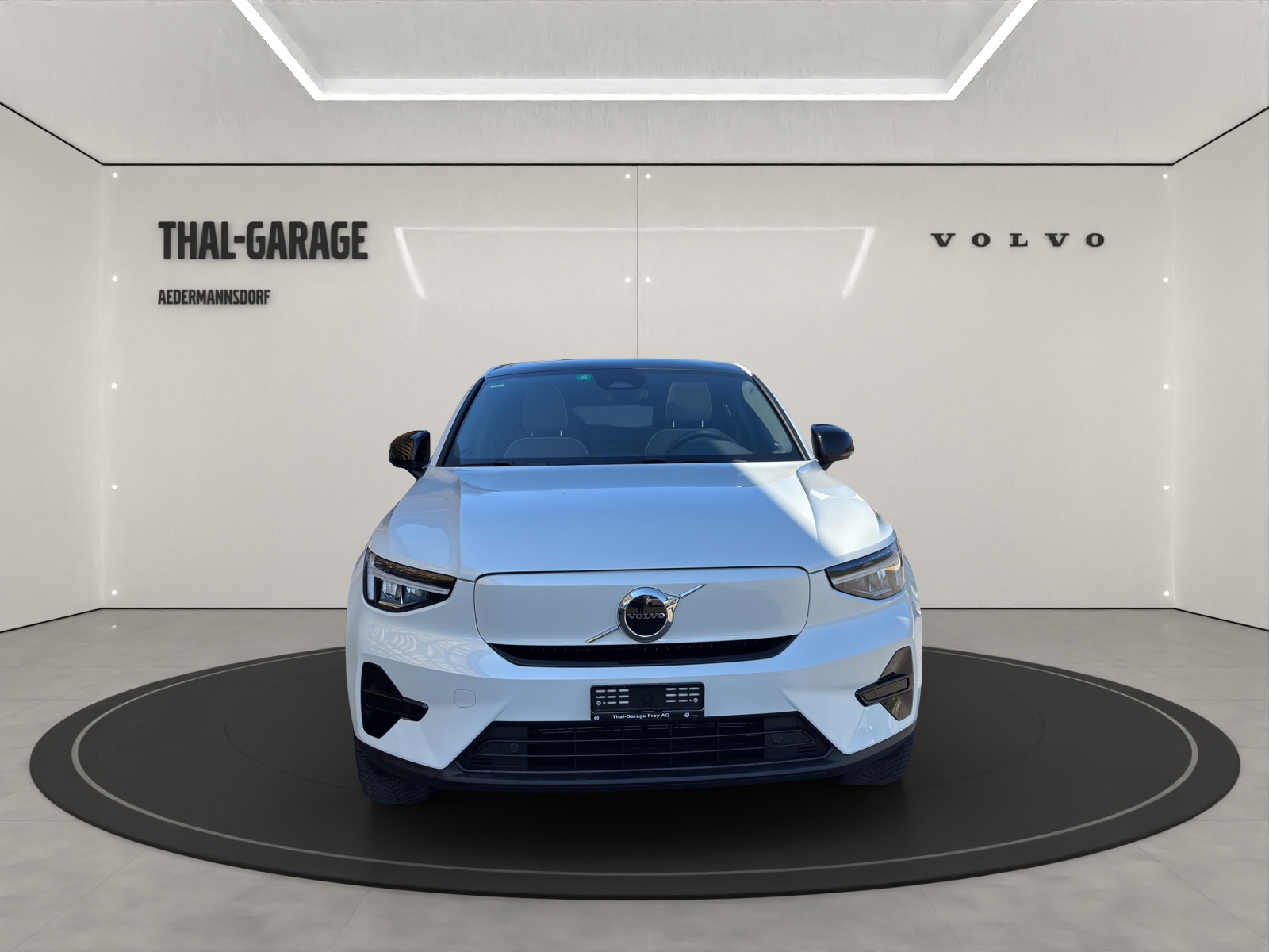 VOLVO C40 P8 Twin Recharge Plus AWD-image-1