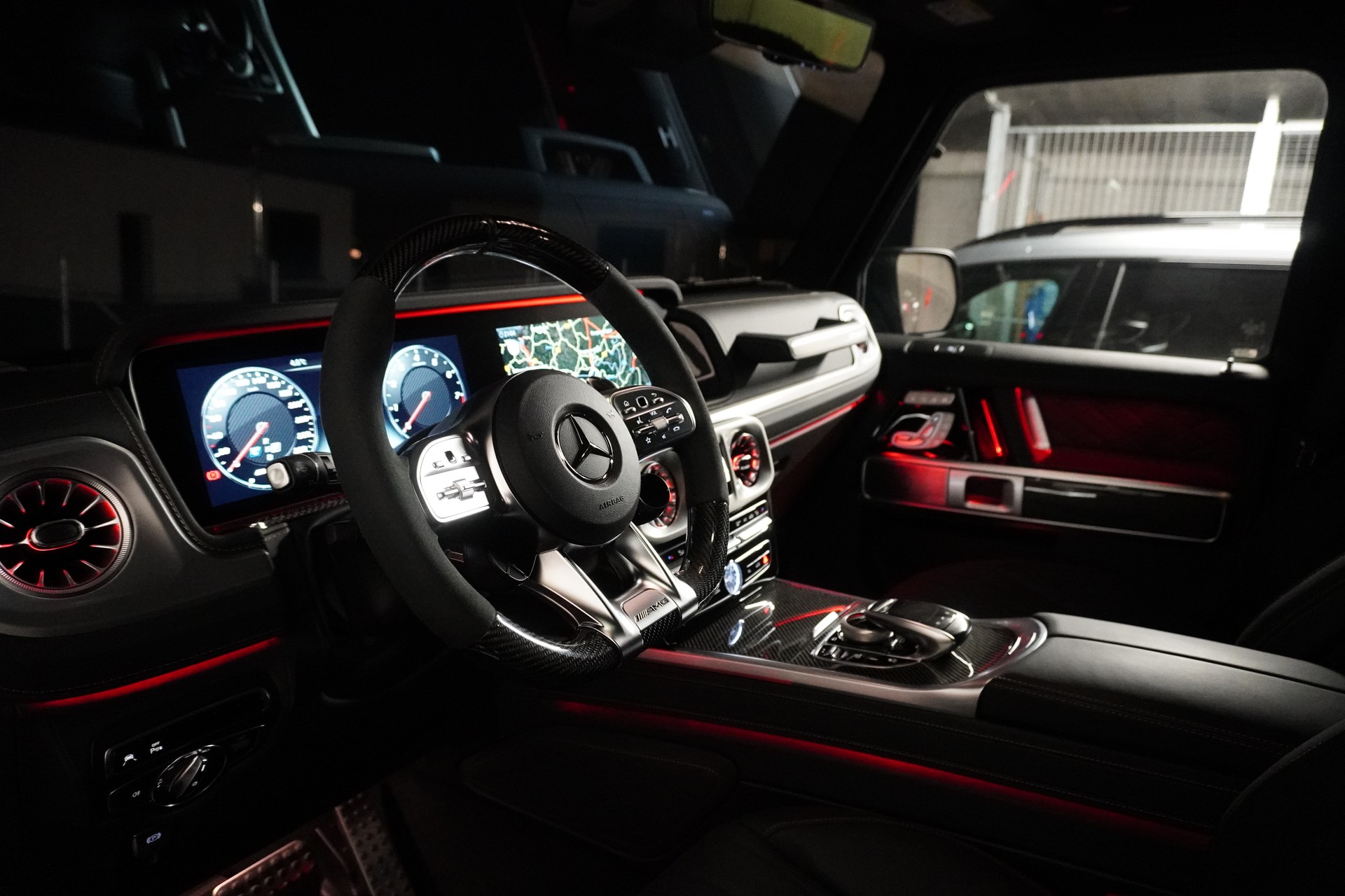 MERCEDES-BENZ G 63 AMG Speedshift Plus G-Tronic 4*42-image-13