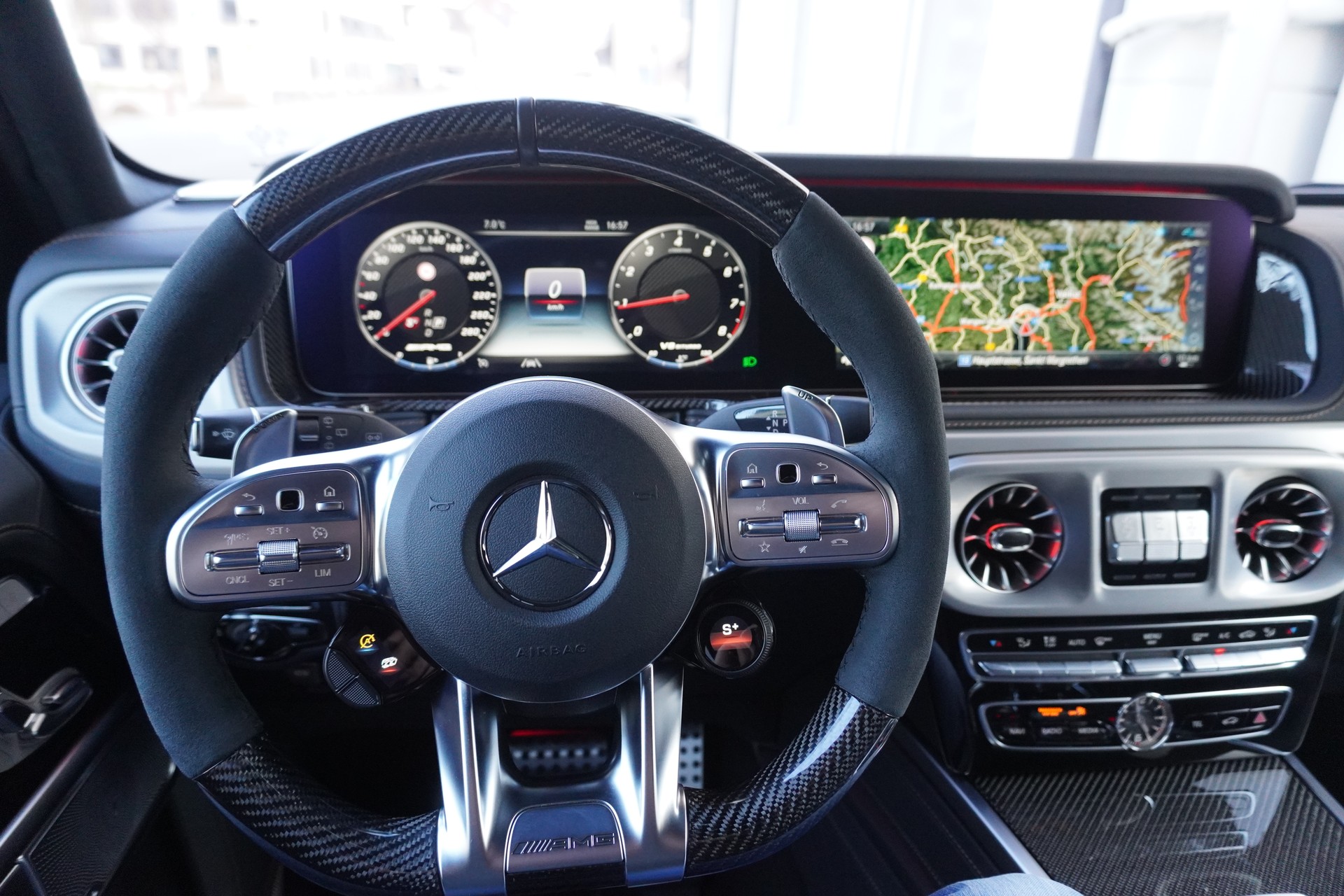MERCEDES-BENZ G 63 AMG Speedshift Plus G-Tronic 4*42-image-7