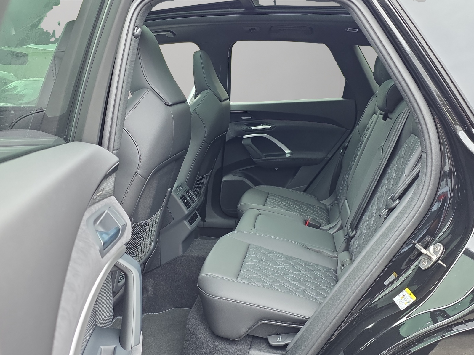 AUDI SQ5 TFSI quattro S-tronic-image-6