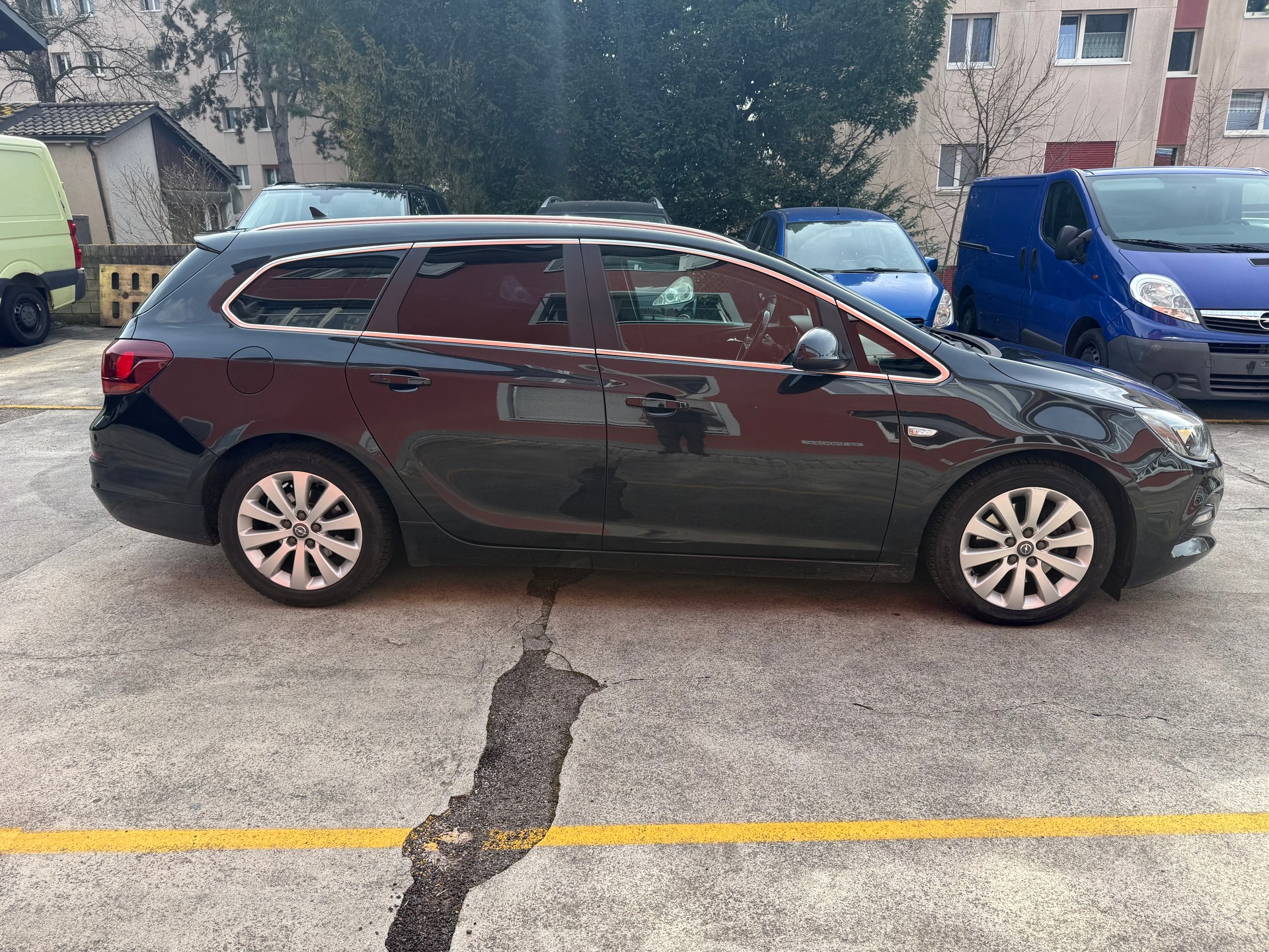 OPEL Astra SportsTourer 2.0 CDTi BiTurbo-image-1