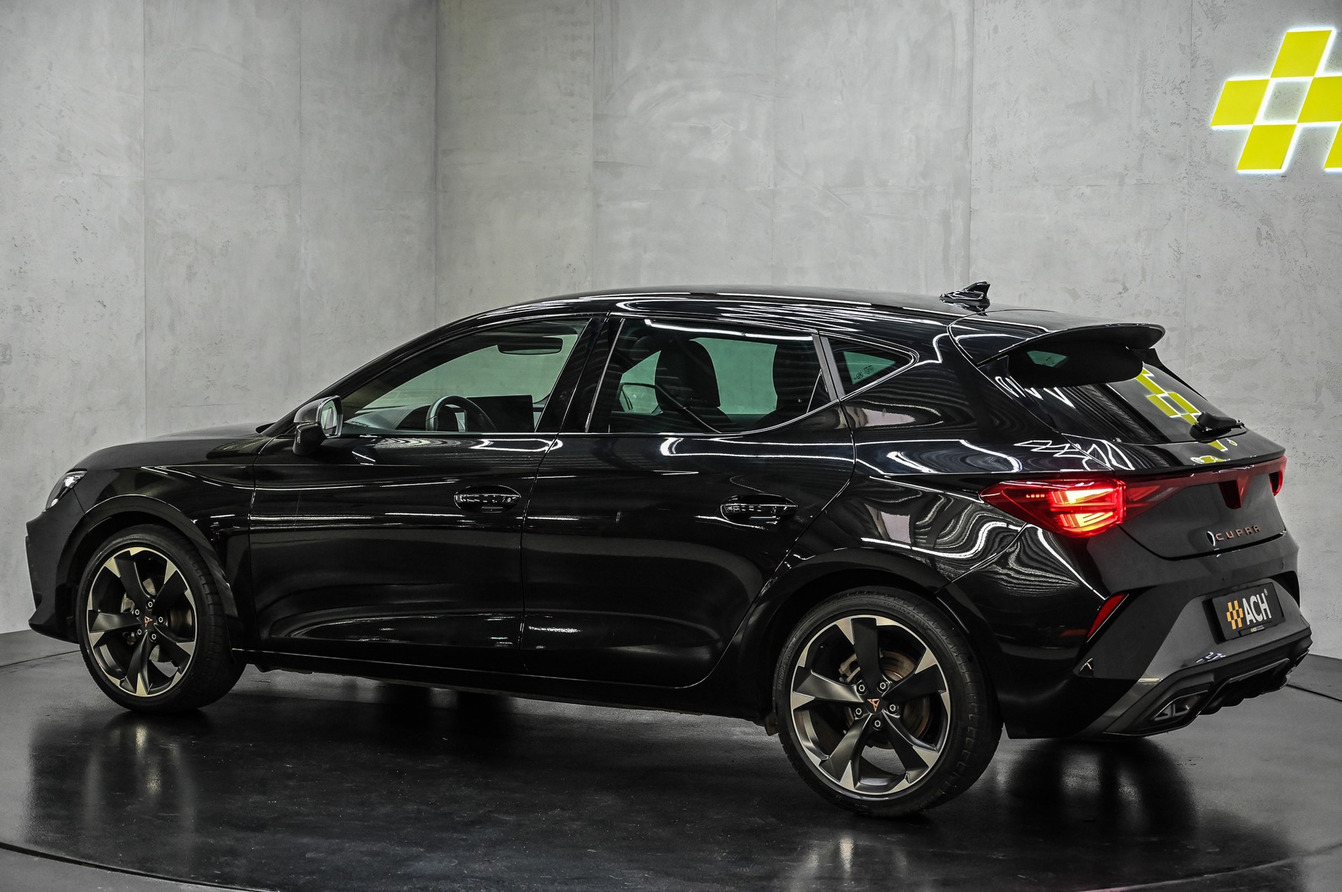CUPRA Leon 2.0 TDI DSG-image-5