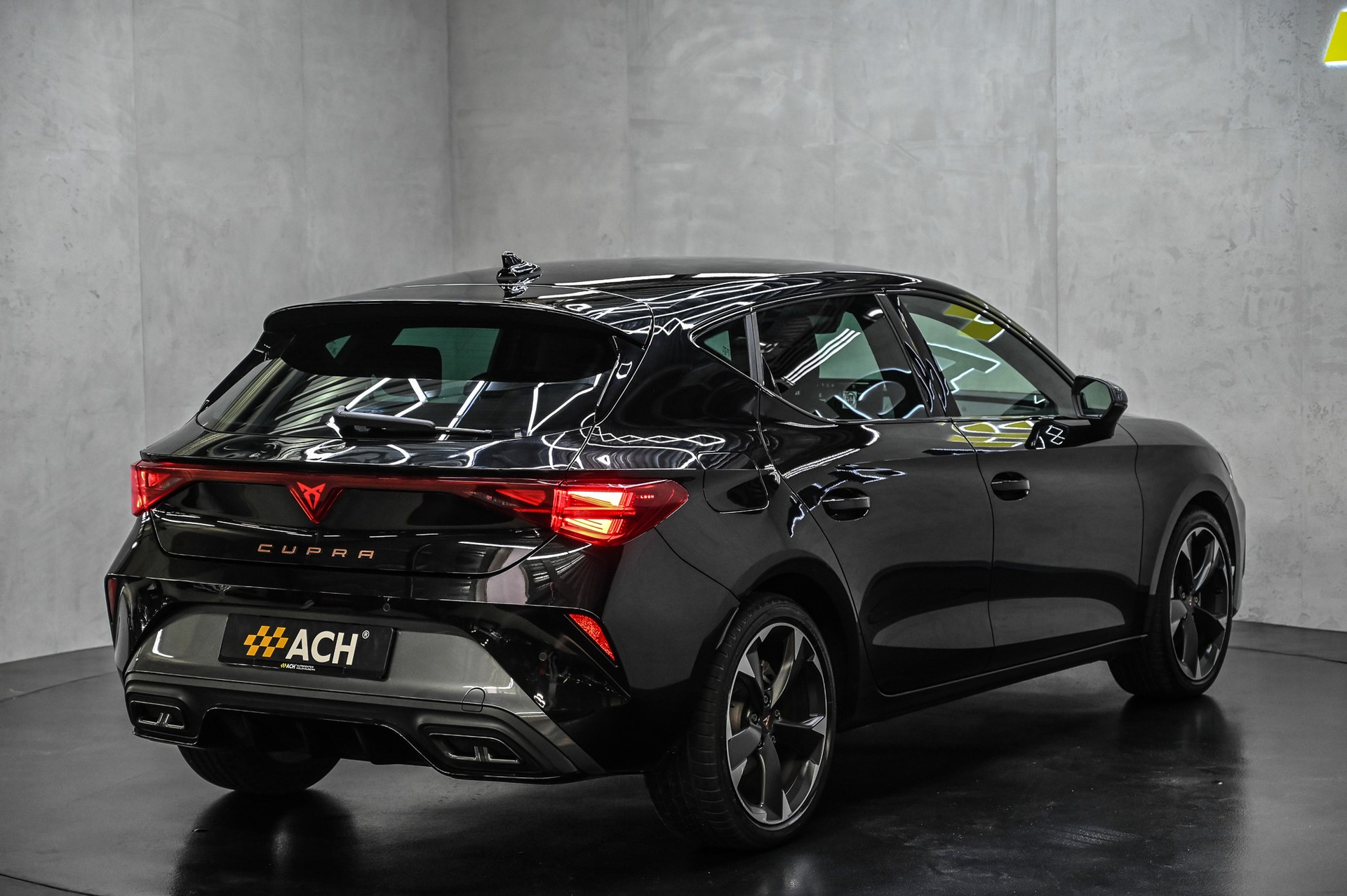 CUPRA Leon 2.0 TDI DSG-image-8