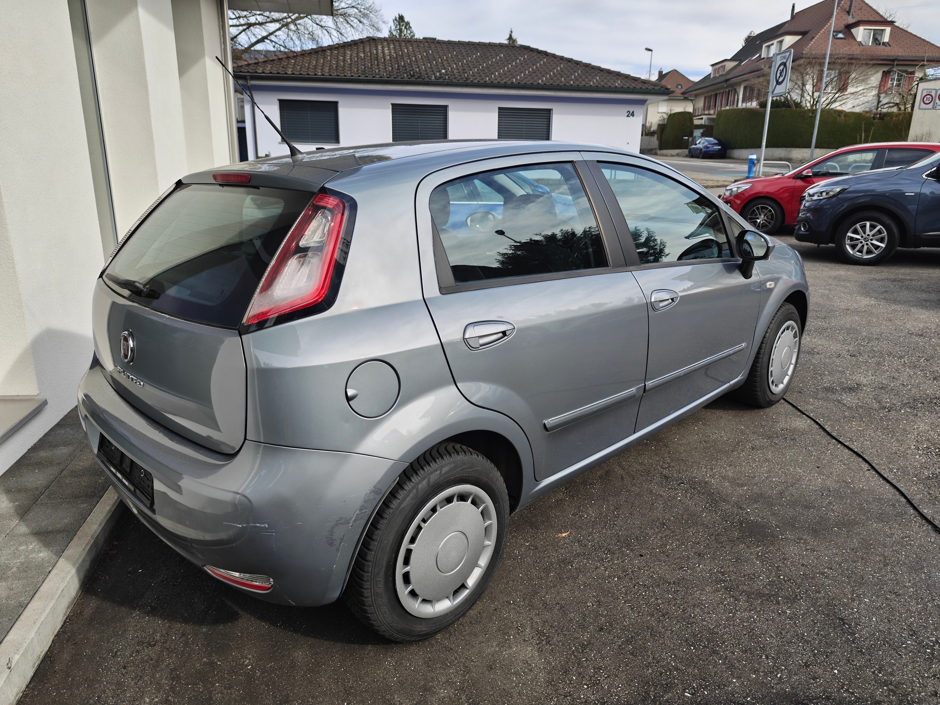FIAT Punto 1.4 Easy-image-2