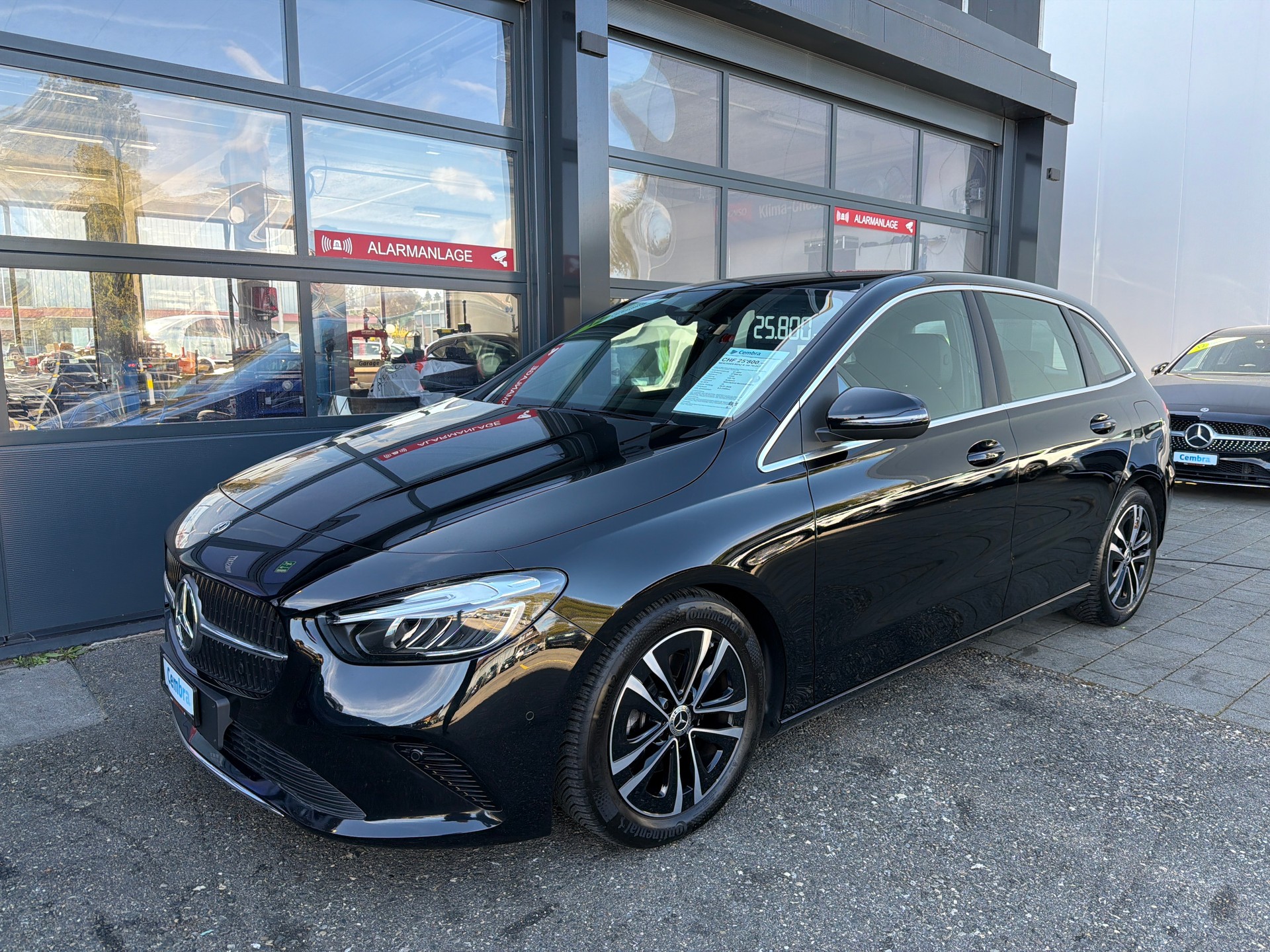 MERCEDES-BENZ B 180 7G-DCT-image-1