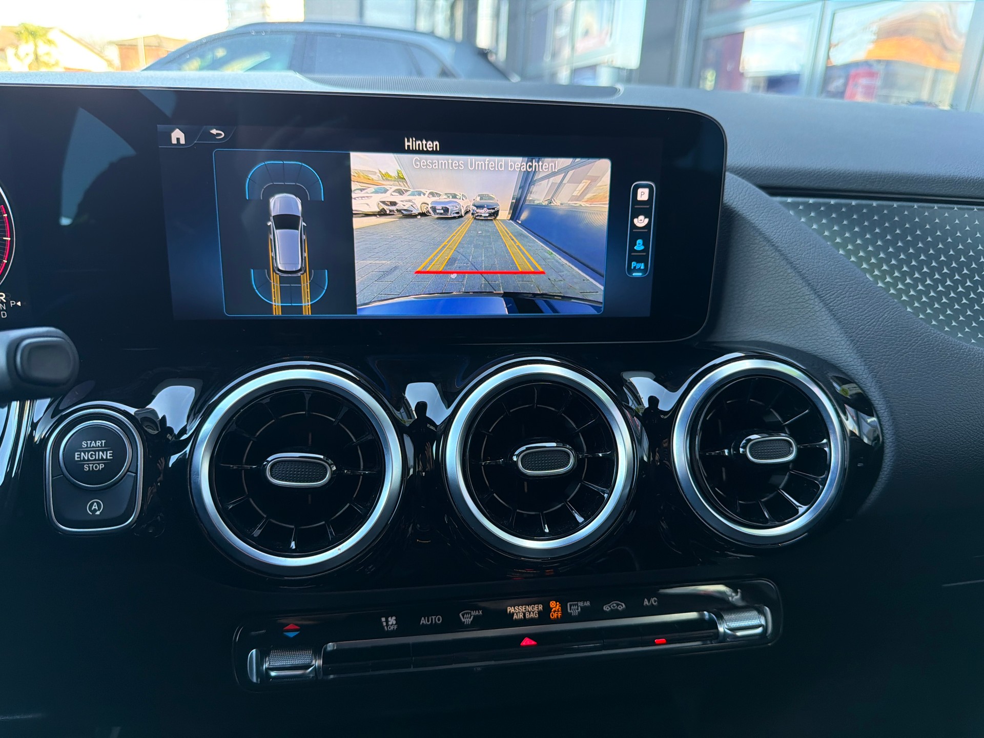 MERCEDES-BENZ B 180 7G-DCT-image-12