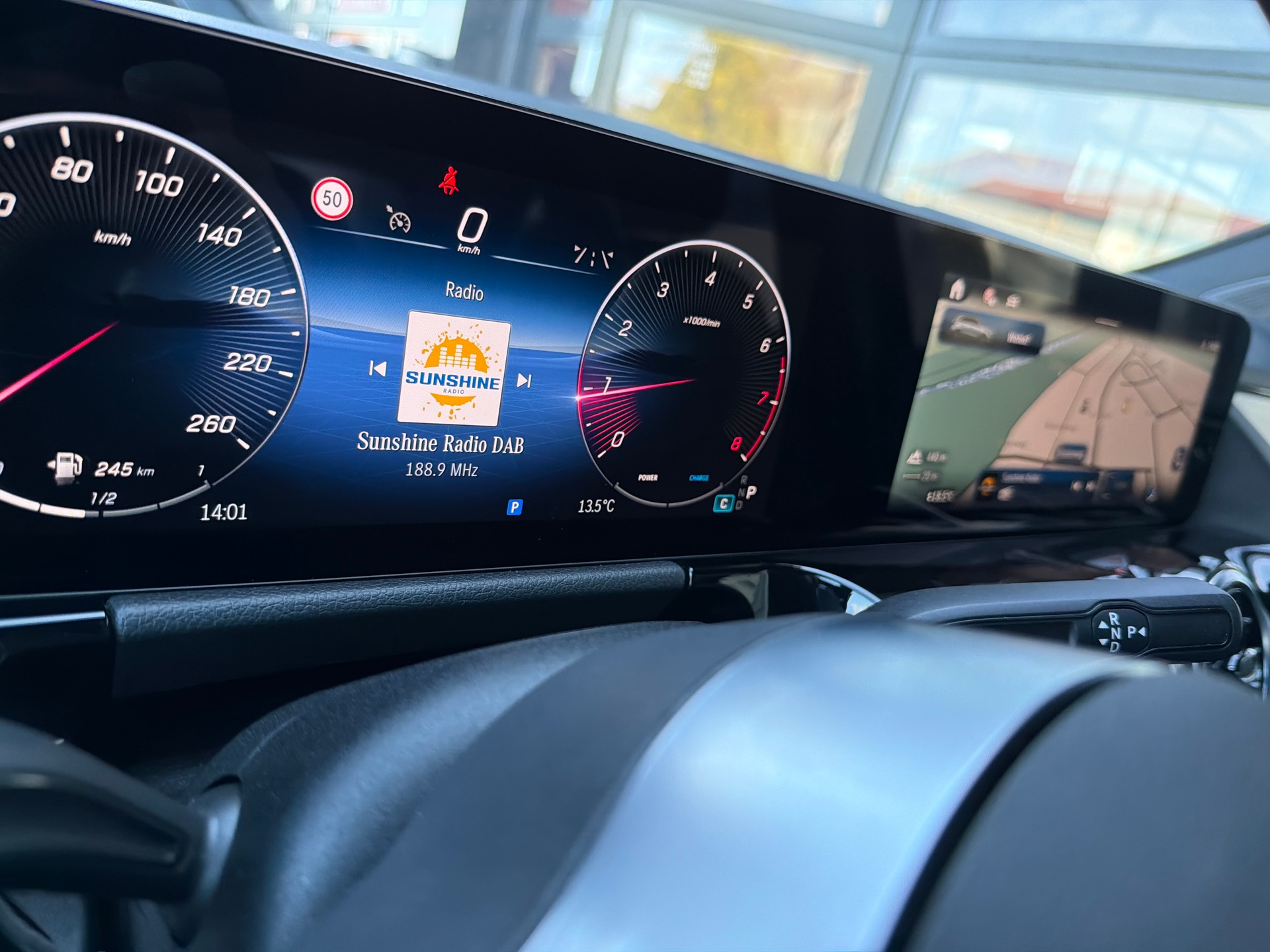MERCEDES-BENZ B 180 7G-DCT-image-17
