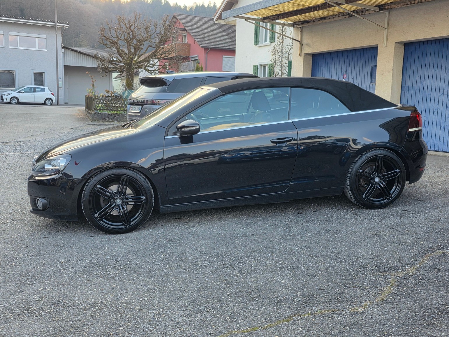 VW Golf Cabrio 1.2 TSI BMT Blackline-image-0