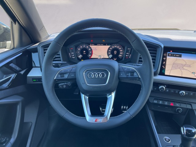 AUDI A1 Sportback 30 TFSI S Line Attraction S-tronic-image-12