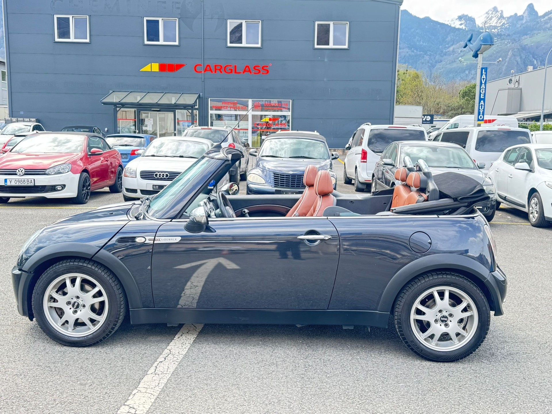 MINI Cooper Cabriolet-image-4