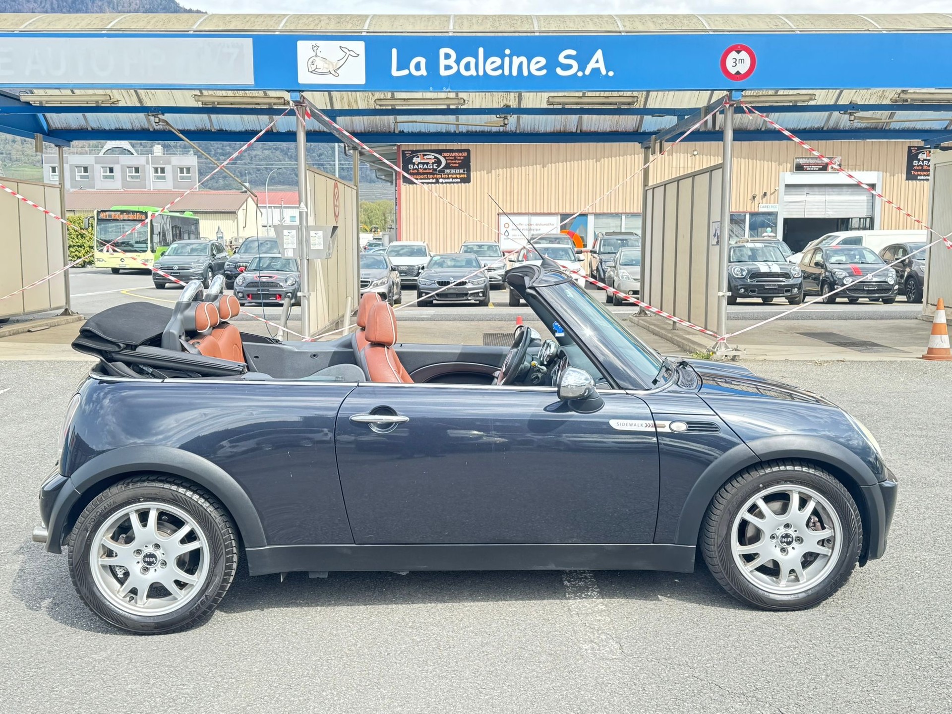 MINI Cooper Cabriolet-image-3