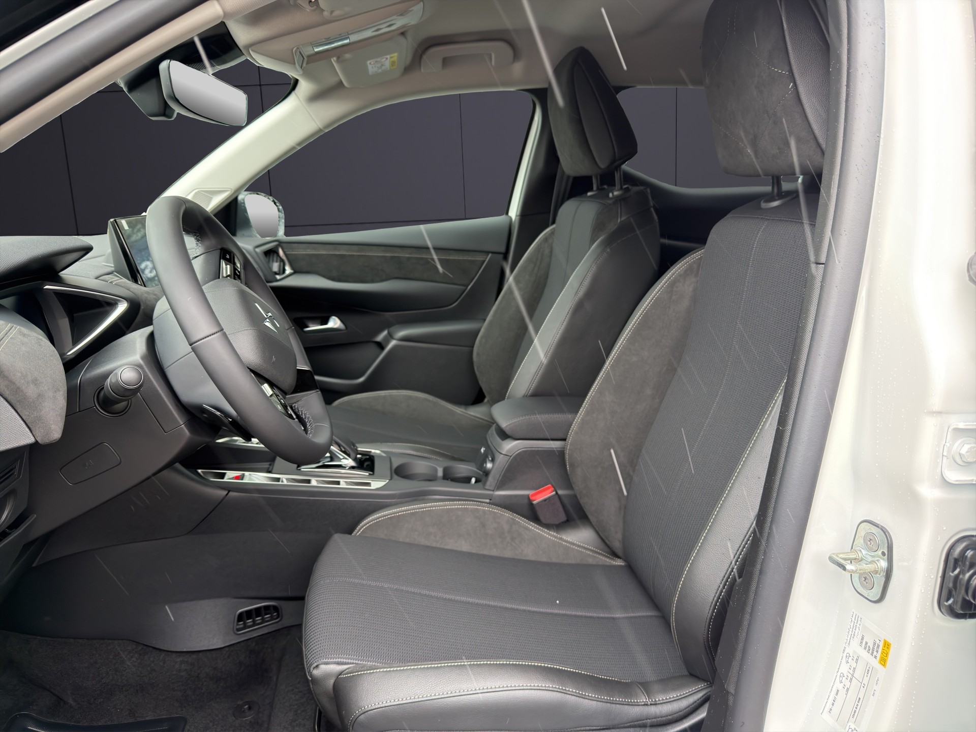 DS AUTOMOBILES DS3 1.2 MHEV Performance-image-5