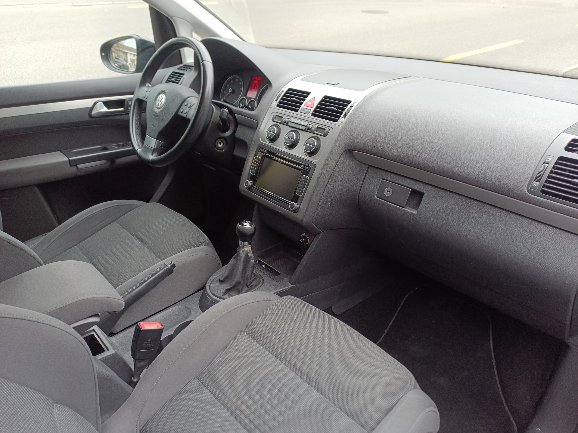 VW Touran 1.4 TSI Highline-image-9
