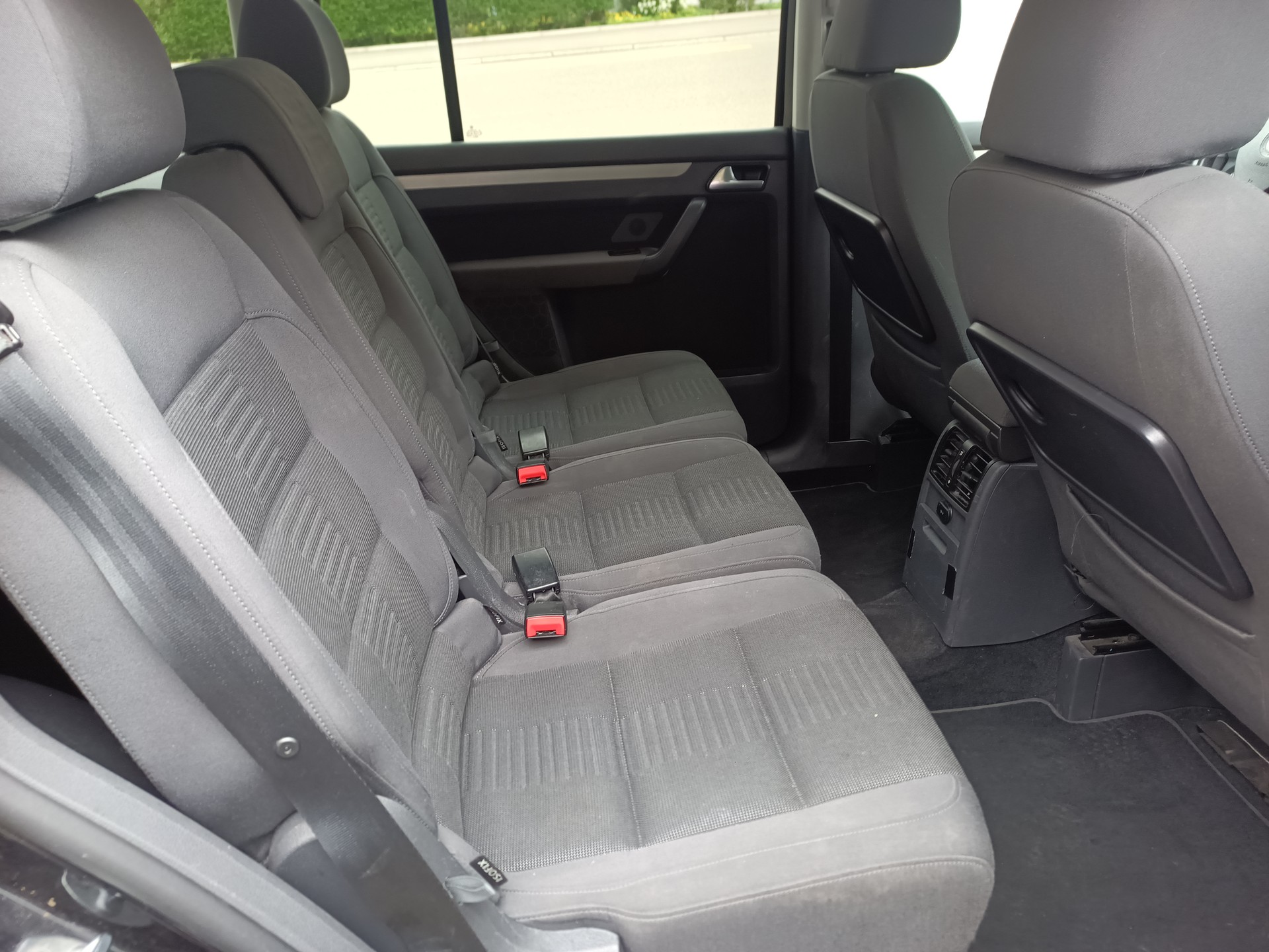 VW Touran 1.4 TSI Highline-image-8