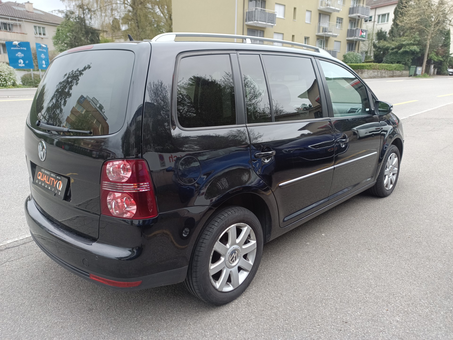 VW Touran 1.4 TSI Highline-image-4
