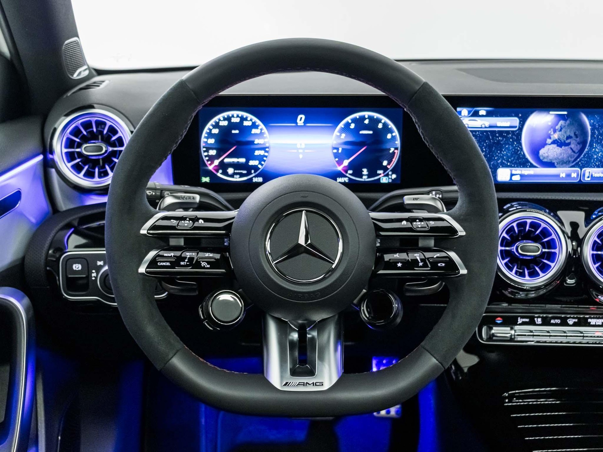 MERCEDES-BENZ A 45 S AMG 4MATIC+-image-10