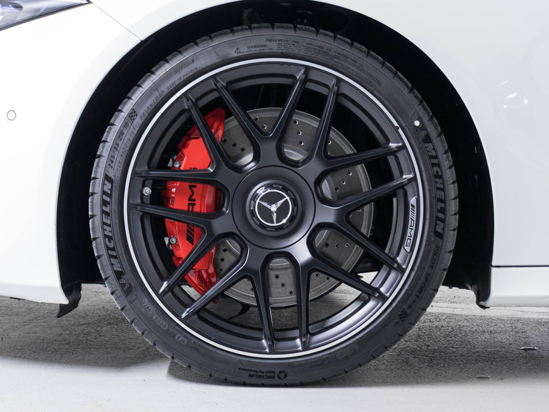 MERCEDES-BENZ A 45 S AMG 4MATIC+-image-14