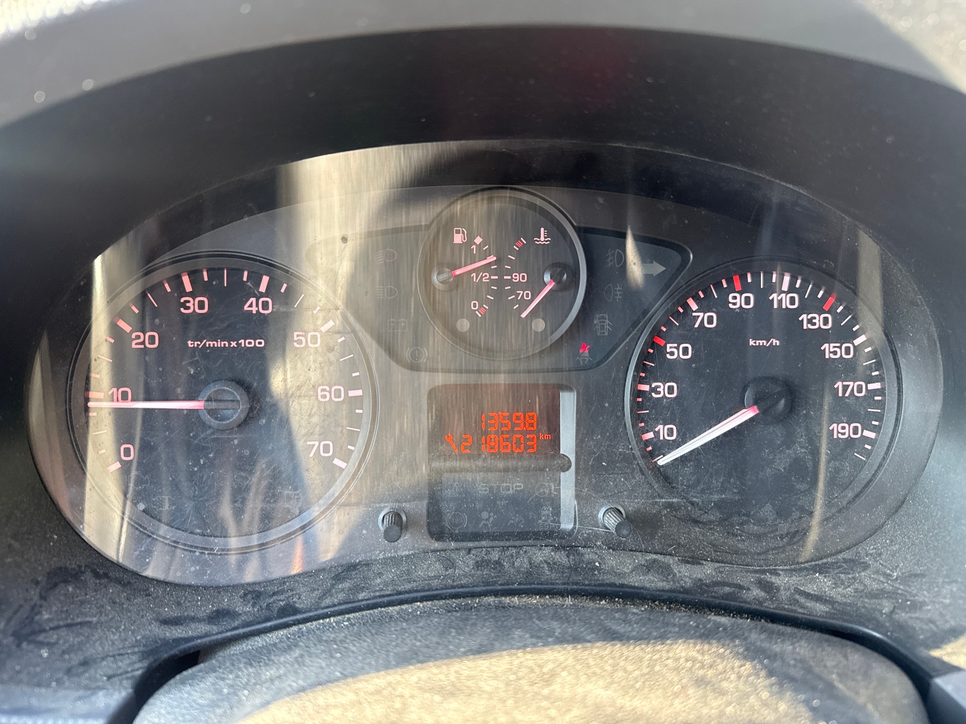 CITROEN Berlingo 1.6 HDi 600 Komfort (Confort)-image-8