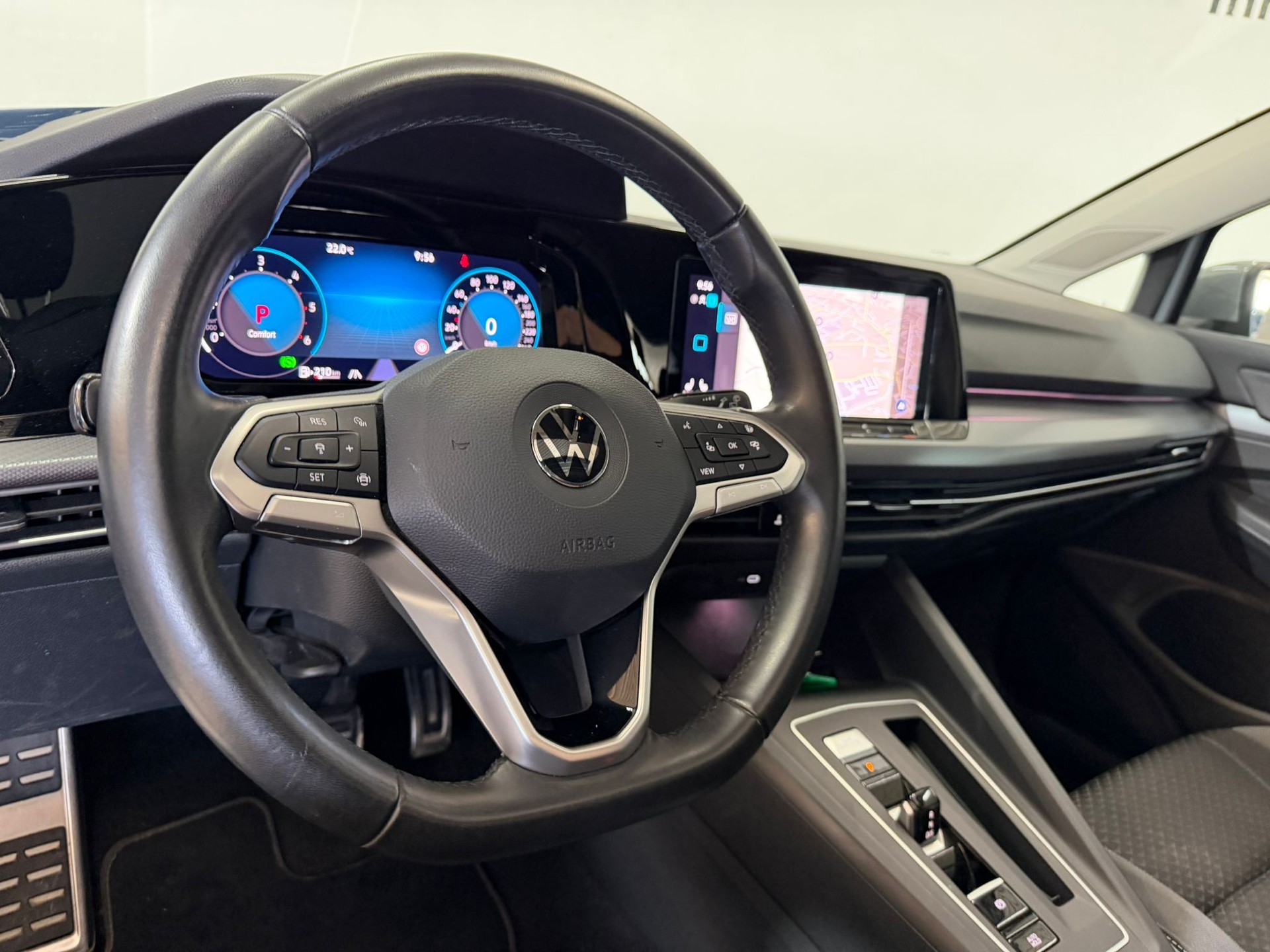 VW Golf 2.0 TDI Style DSG-image-5