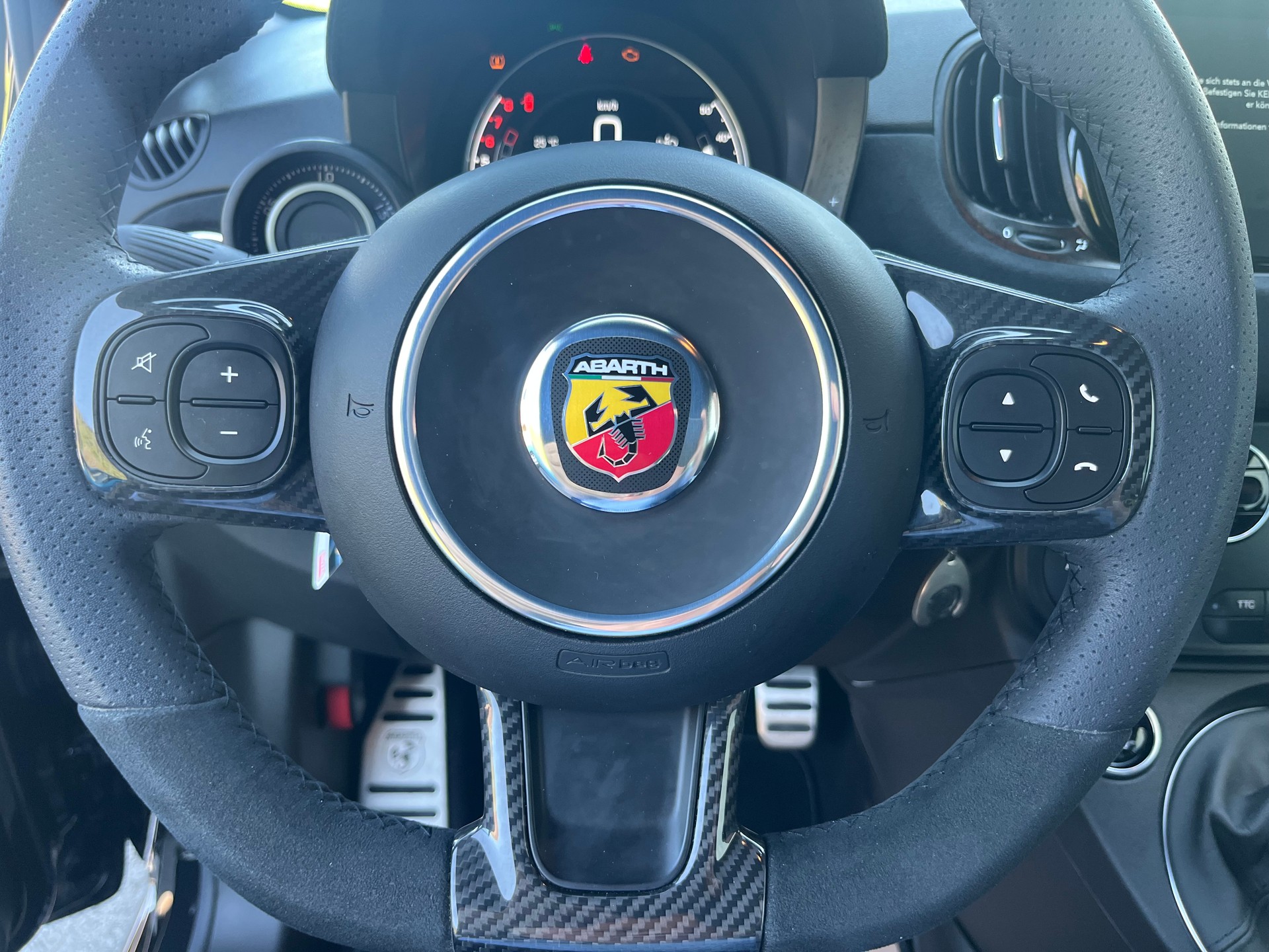FIAT 695 1.4 16V Turbo Abarth Turismo-image-7
