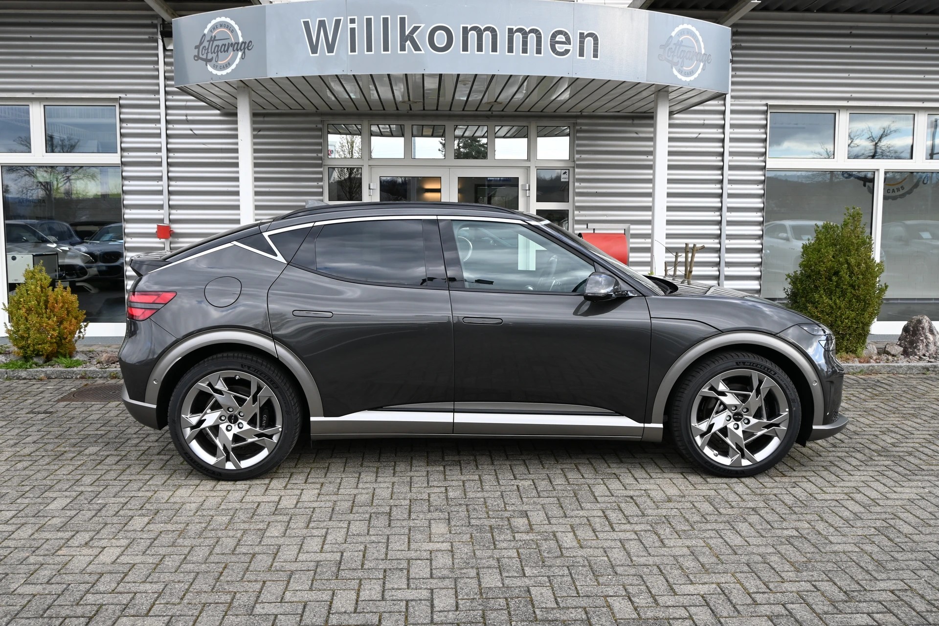 GENESIS GV60 77.4 kWh Sport Plus AWD 490PS 4X4 (CH Auto) + Werksgarantie 09.2029-image-5