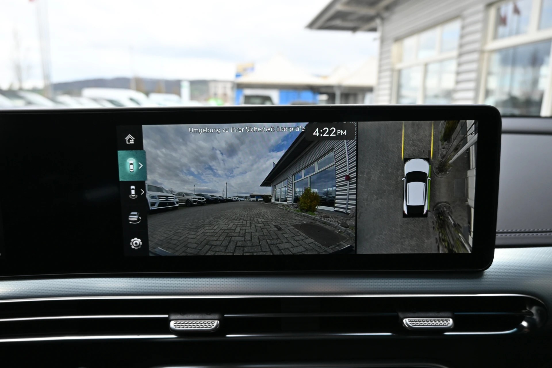 GENESIS GV60 77.4 kWh Sport Plus AWD 490PS 4X4 (CH Auto) + Werksgarantie 09.2029-image-23