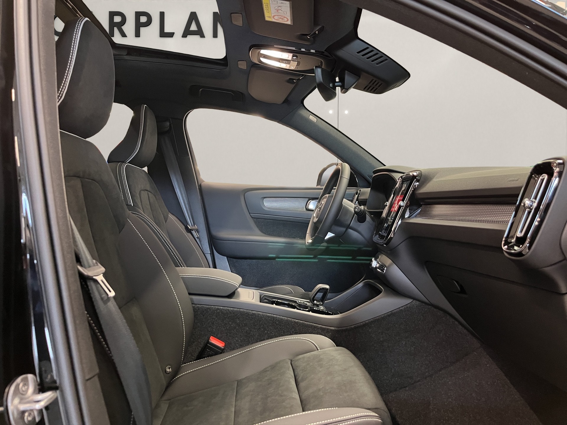 VOLVO EX40 Twin Ultra AWD-image-14