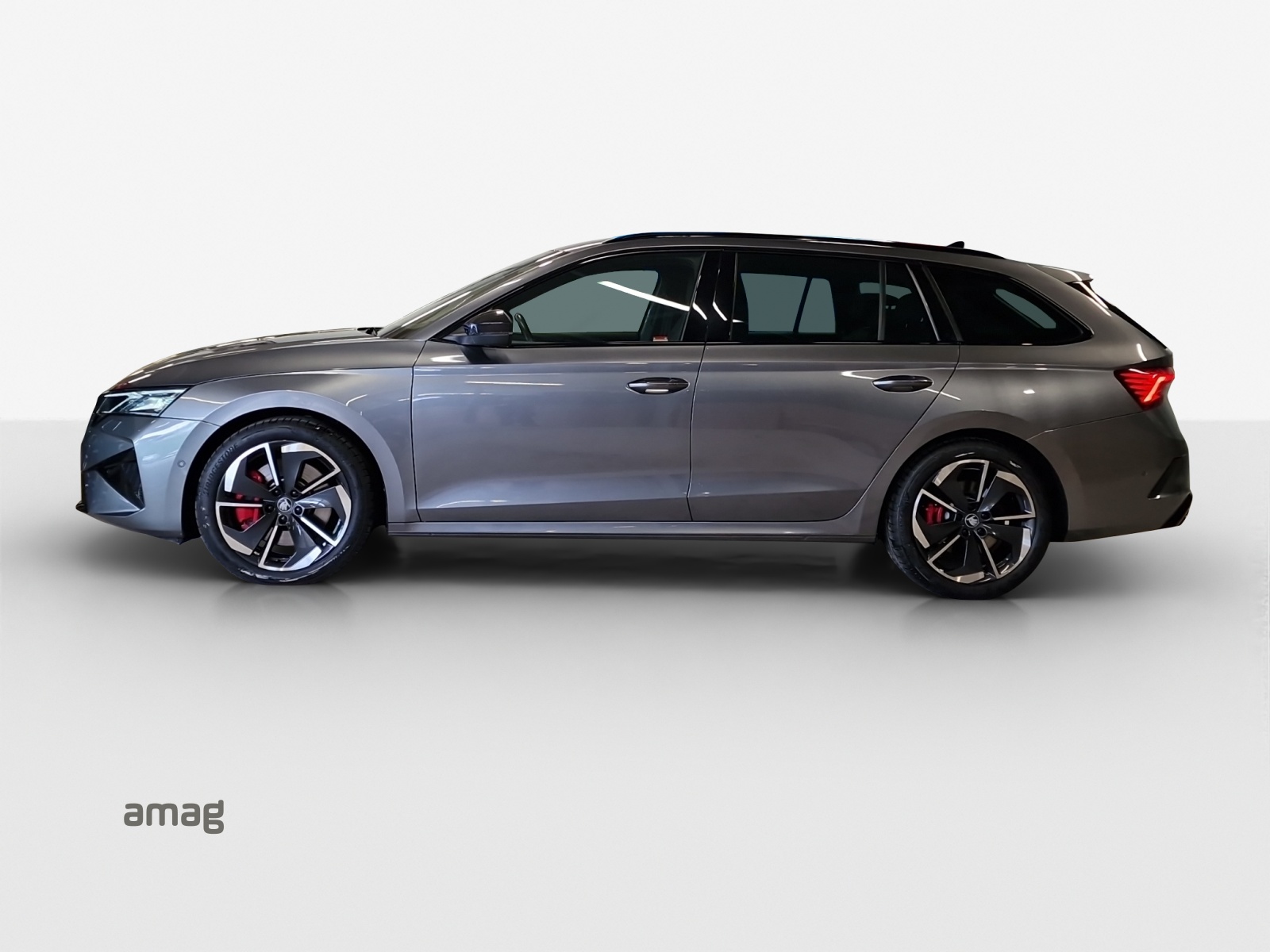 SKODA Octavia Combi 2.0 TSI DSG RS-image-1