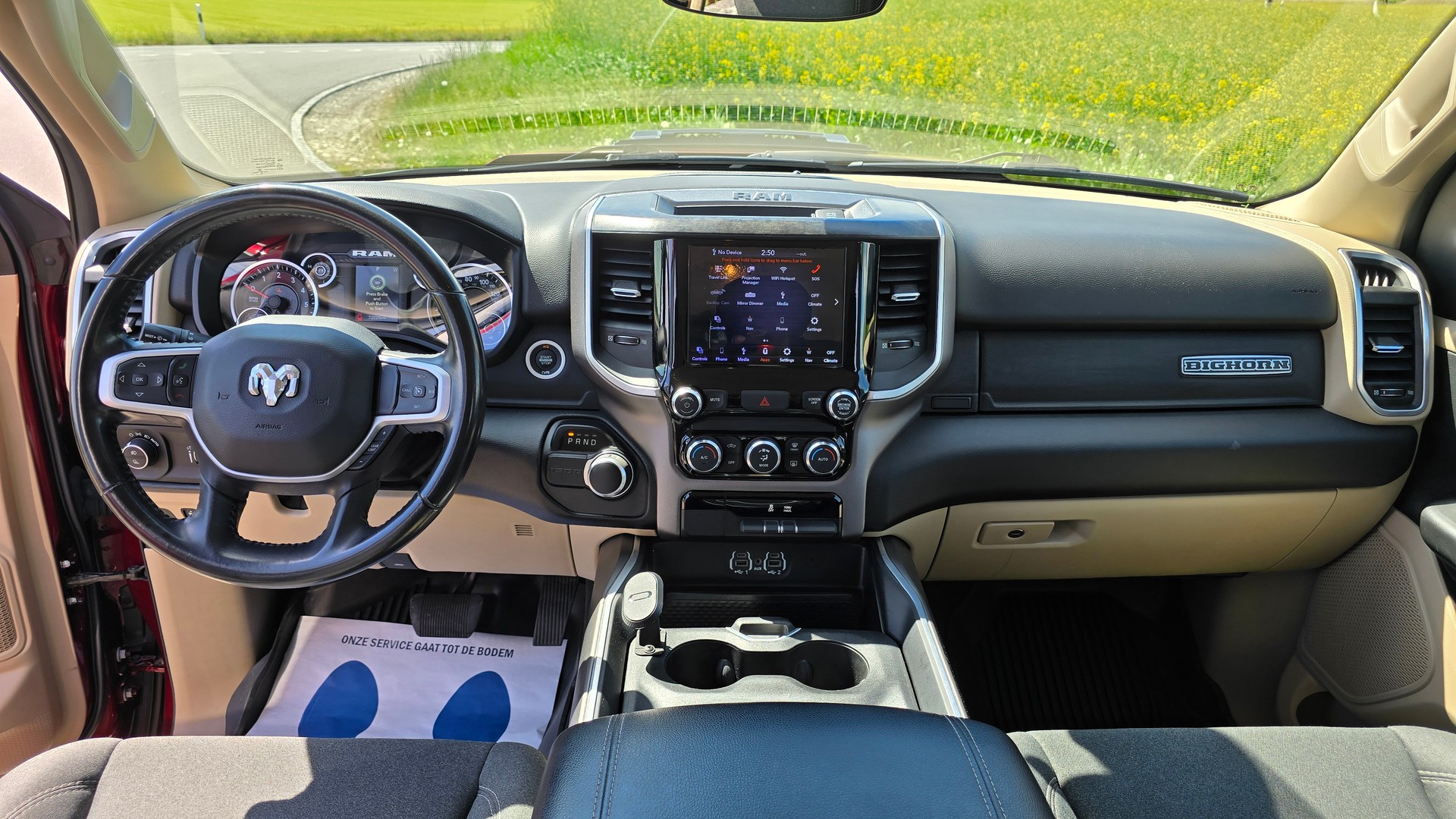 DODGE 1500 Crew Cab 5.7 Hemi Bighorn-image-18