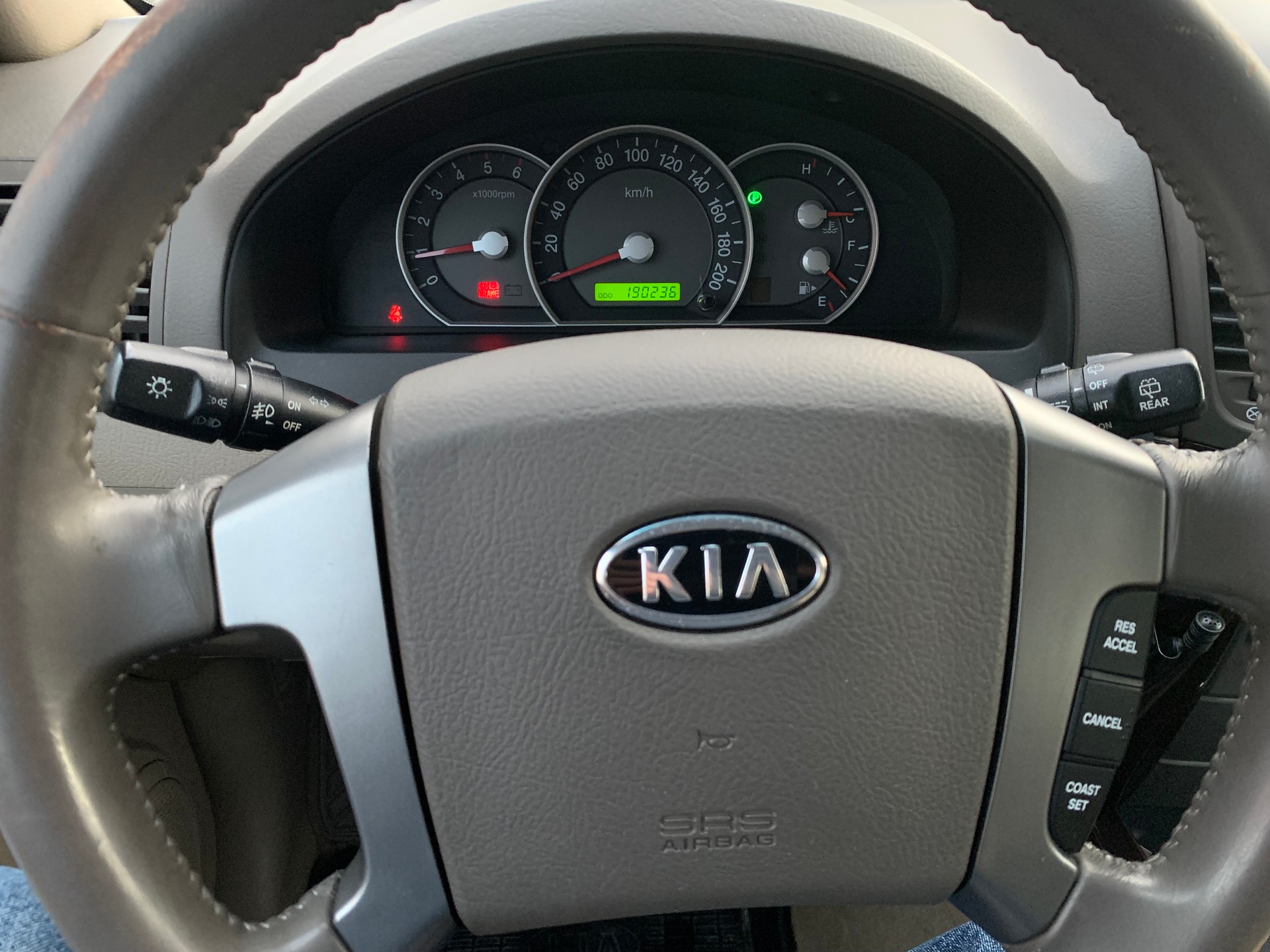 KIA Sorento 2.5 CRDI Trend-image-10
