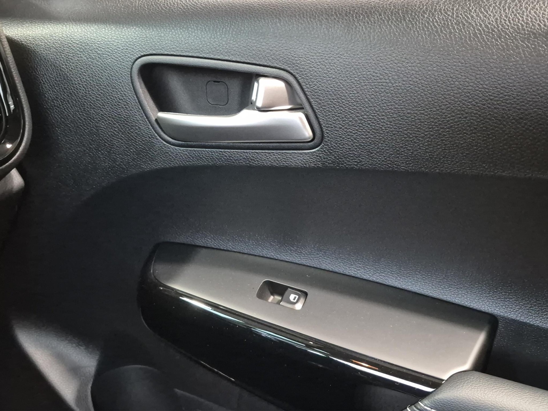 KIA Picanto 1.0 GDi GT Line-image-14