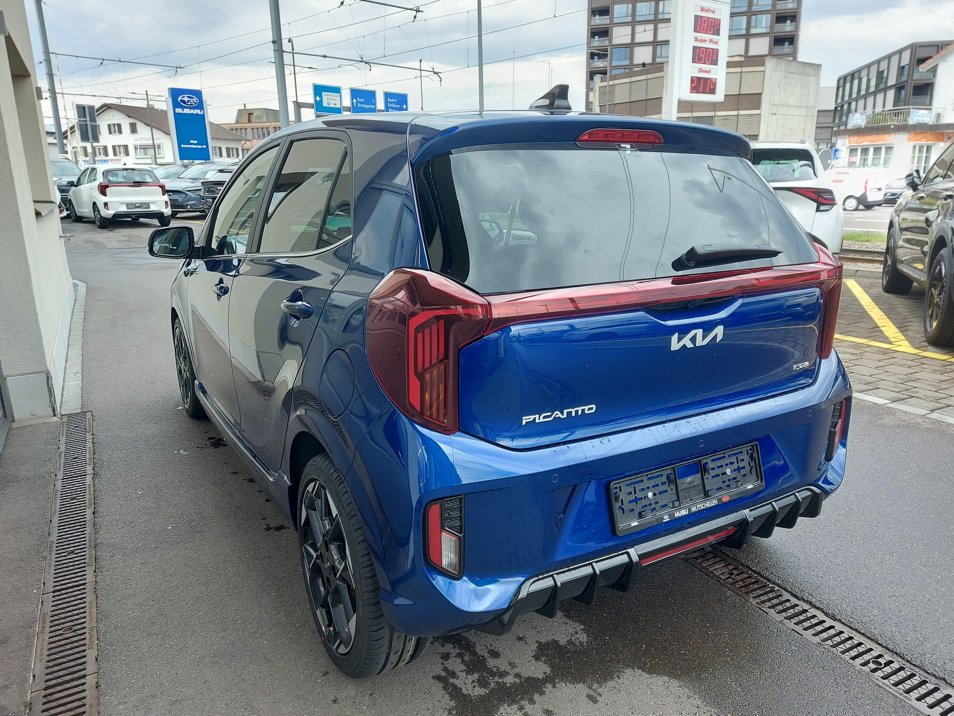 KIA Picanto 1.0 GDi GT Line-image-12