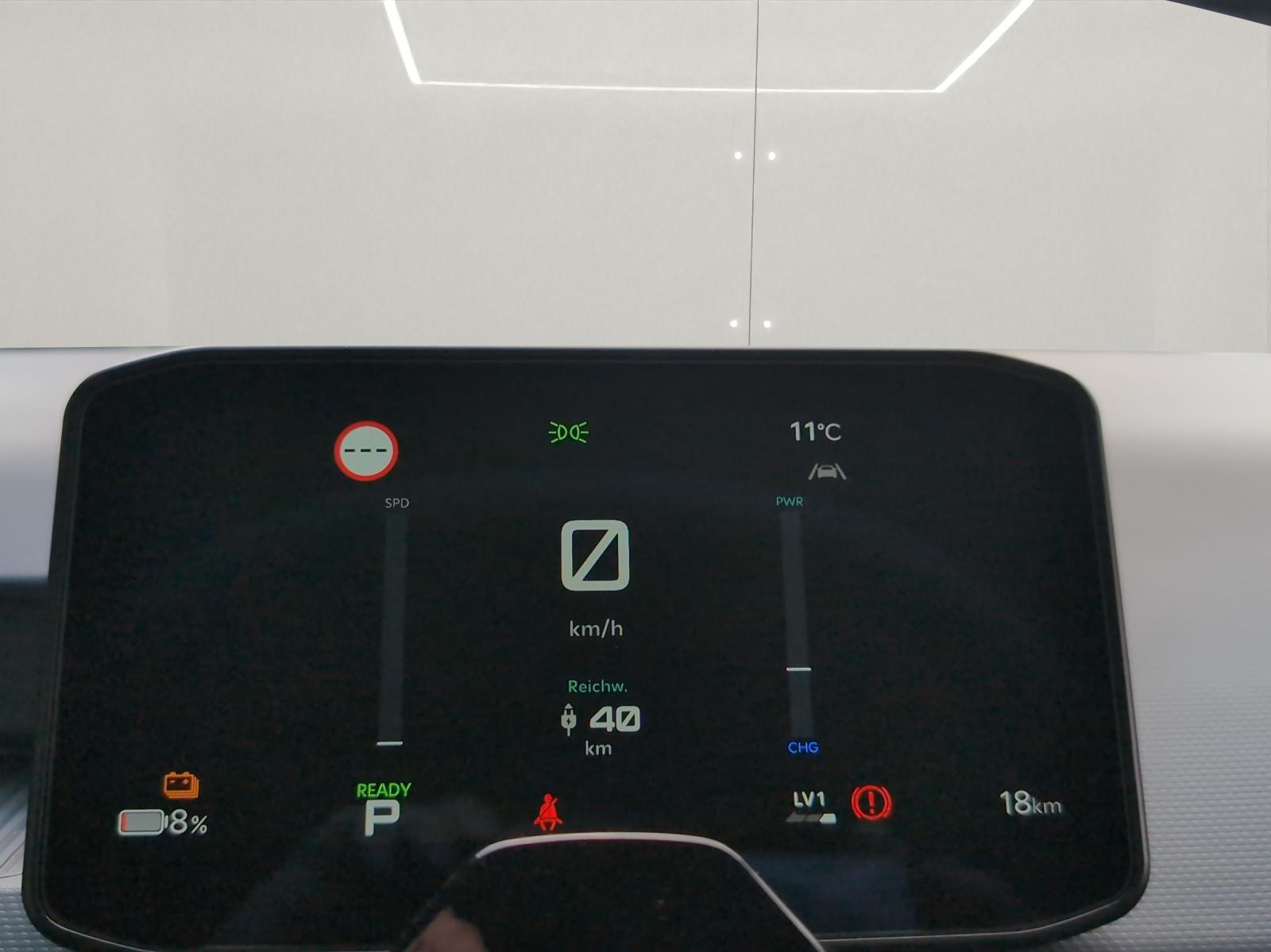 KIA PV5 Passenger 71.2 kWh Plus-image-14