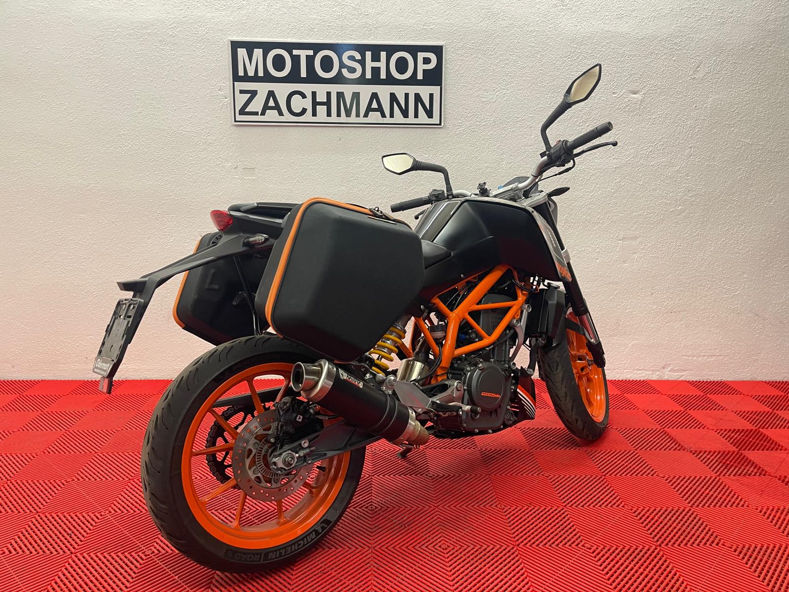 KTM 390 Duke ABS-image-4
