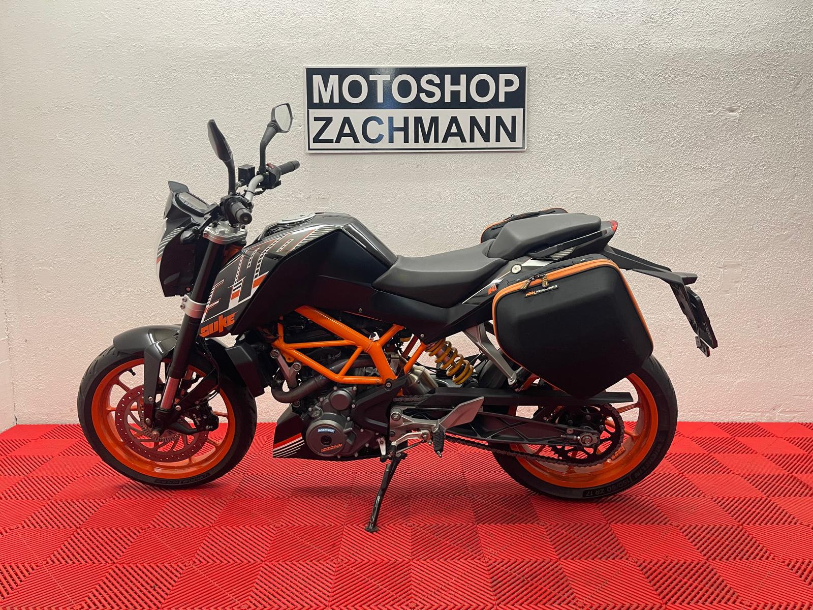 KTM 390 Duke ABS-showroom-element-3