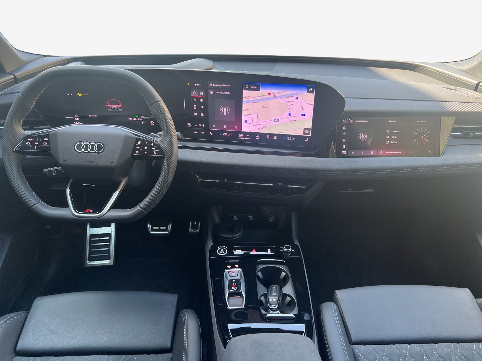 AUDI Q6 e-tron quattro-image-8