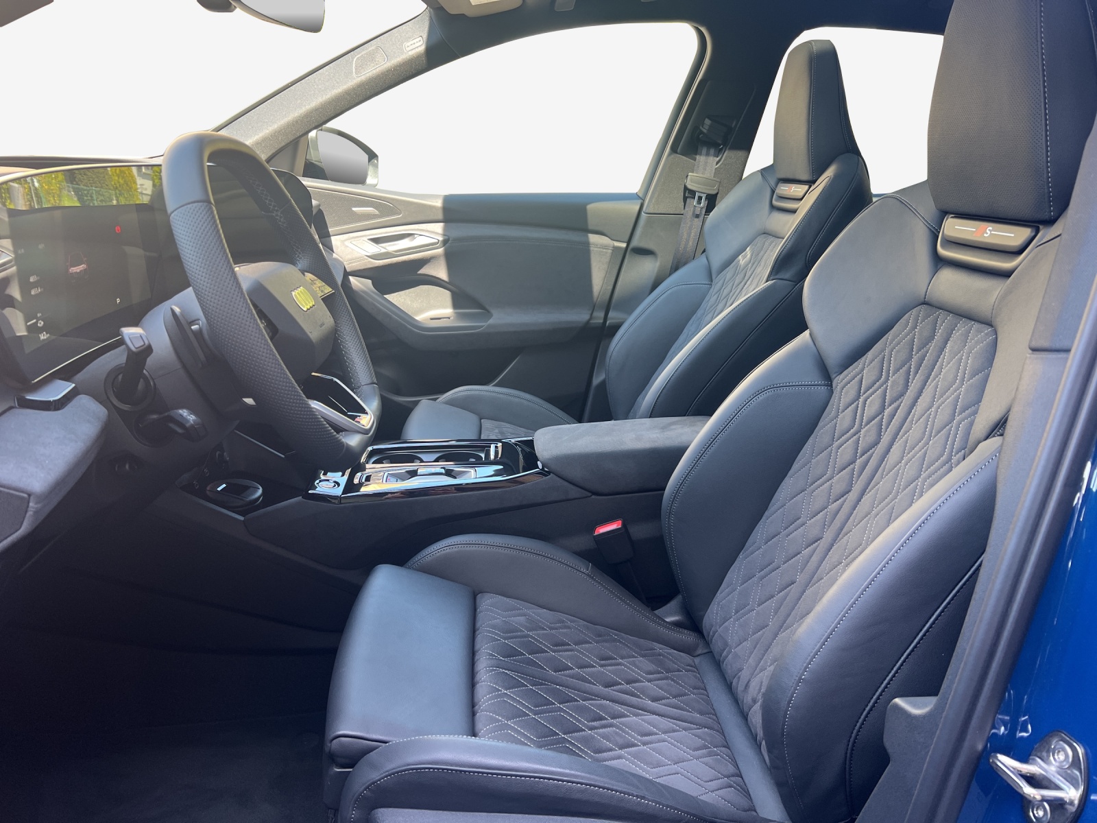 AUDI Q6 e-tron quattro-image-7