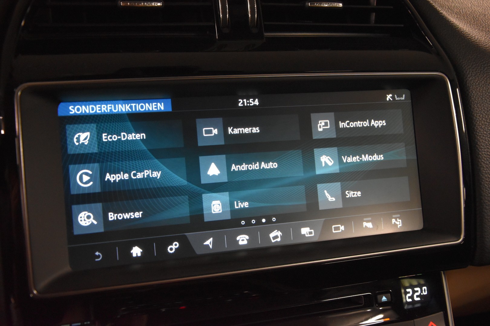 JAGUAR XE 20d Prestige AWD Automat-image-19