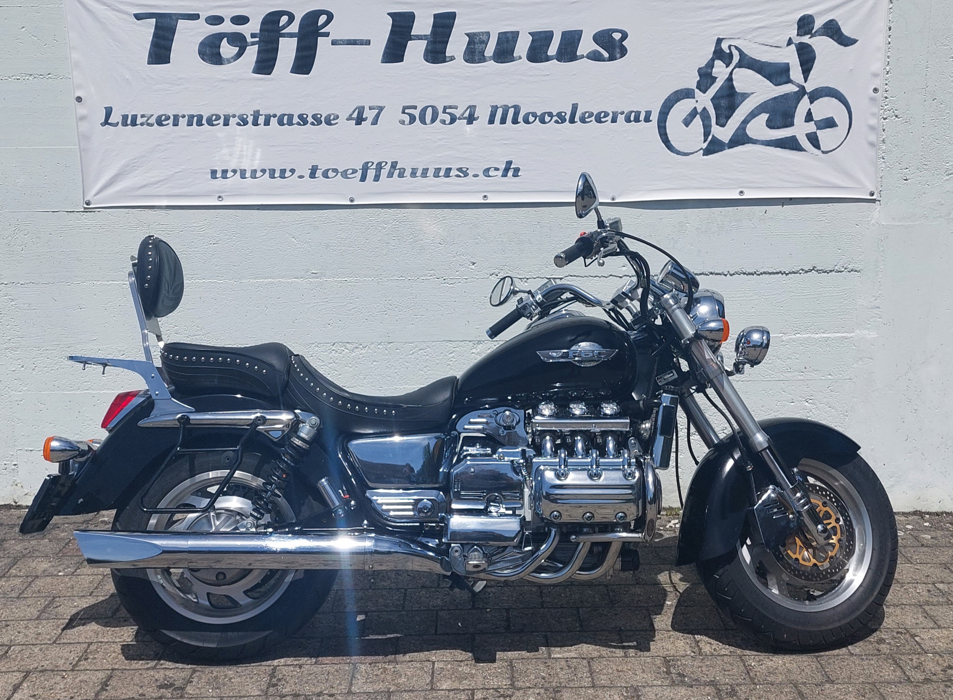 HONDA GL 1500 C F6 Custom-showroom-element-1