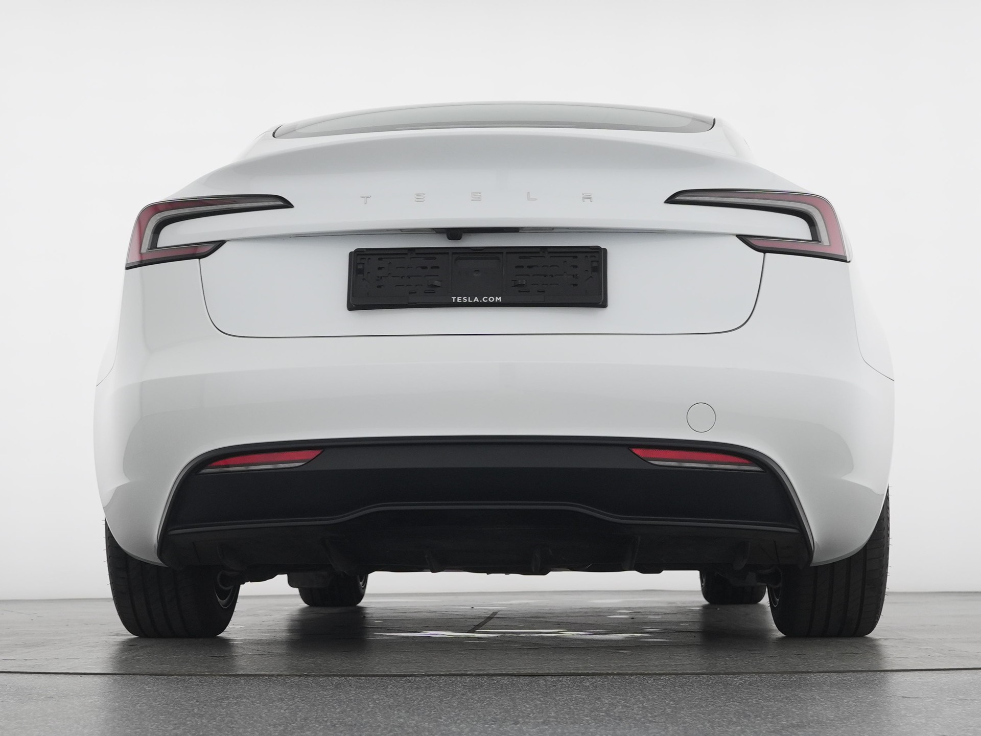 TESLA Model 3 RWD-image-3