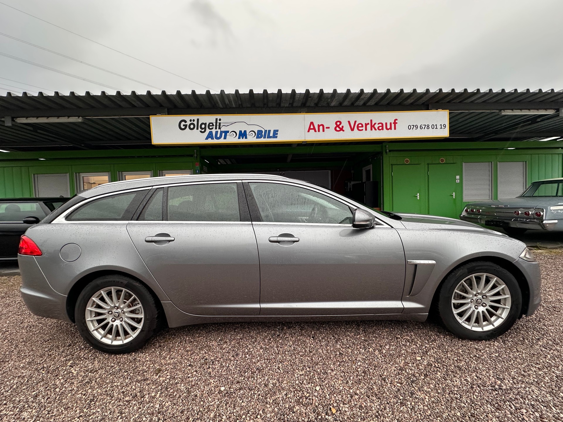 JAGUAR XF Sportbrake 2.2d Premium Luxury-image-6