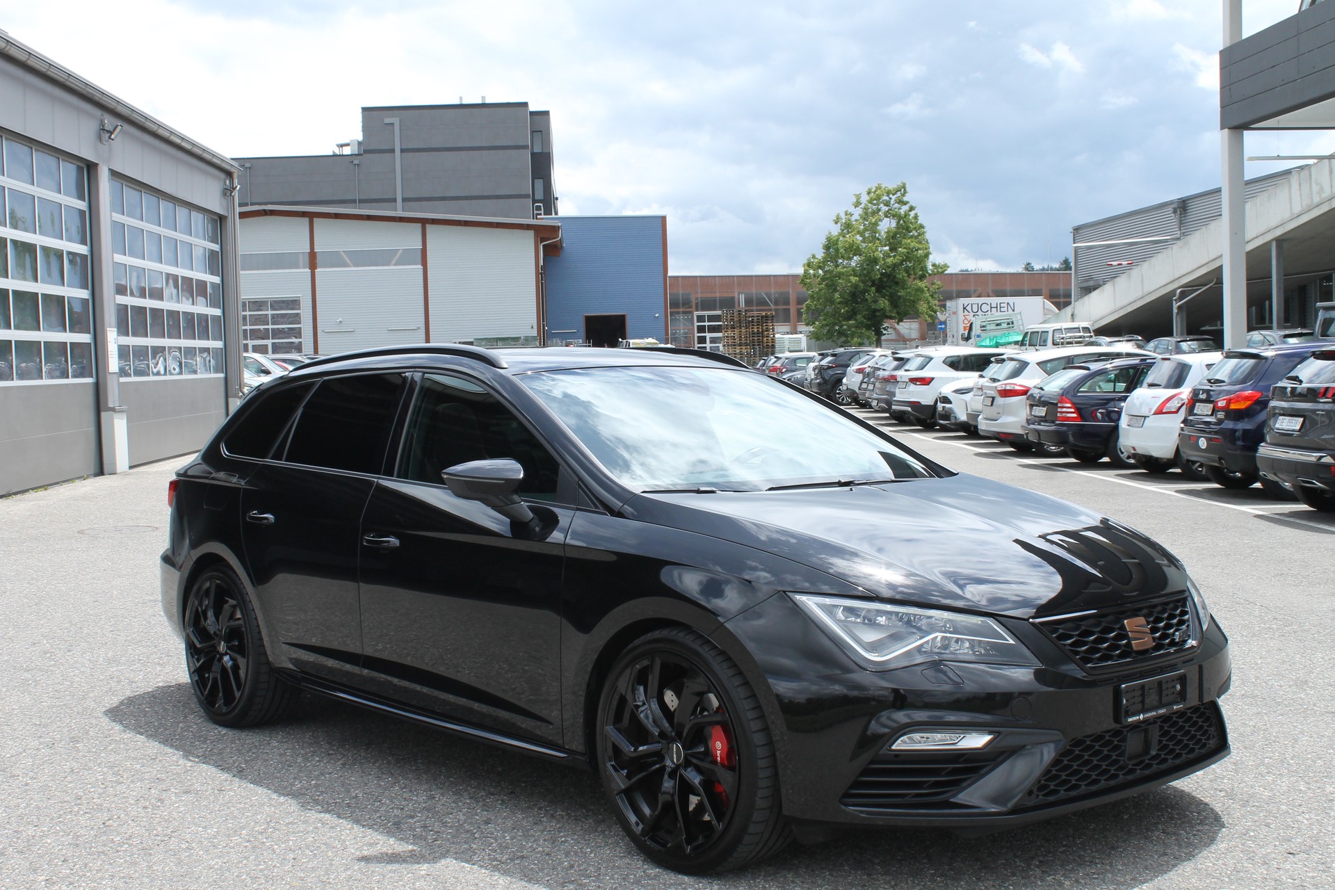 SEAT Leon Cupra ST 4Drive 300 DSG-image-3