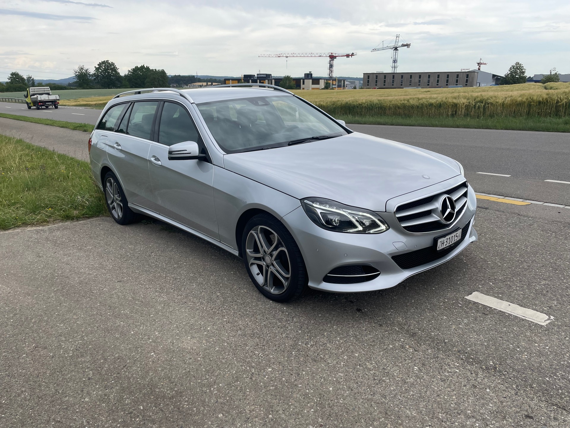 MERCEDES-BENZ E 250 BlueTEC 4Matic 7G-Tronic-image-2