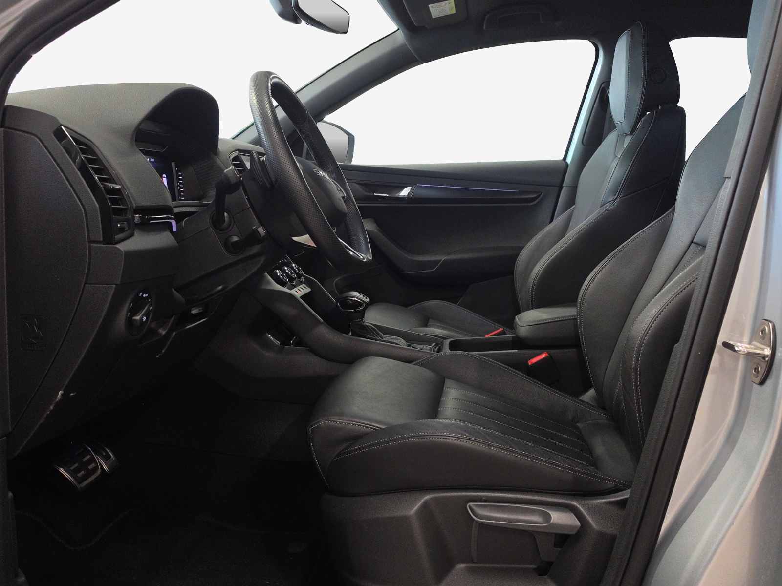 SKODA Karoq 2.0 TSI SportLine 4x4 DSG-image-7
