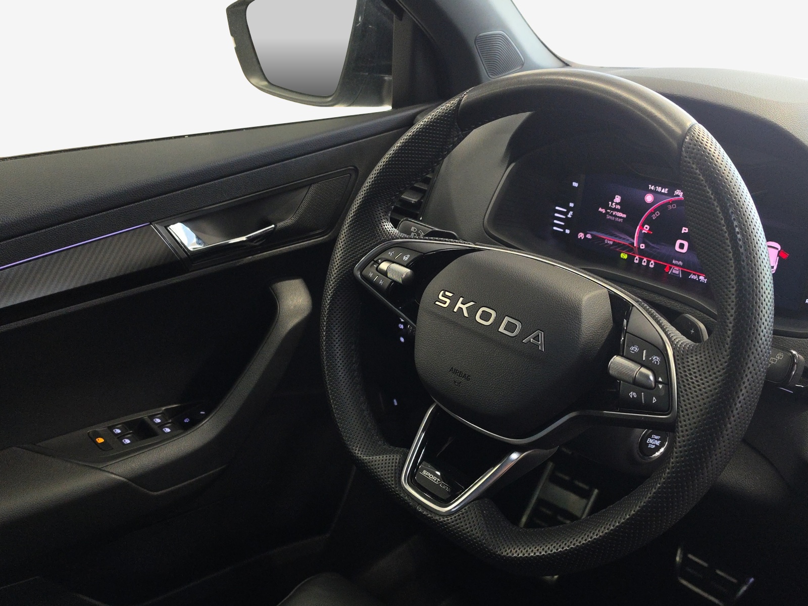 SKODA Karoq 2.0 TSI SportLine 4x4 DSG-image-14