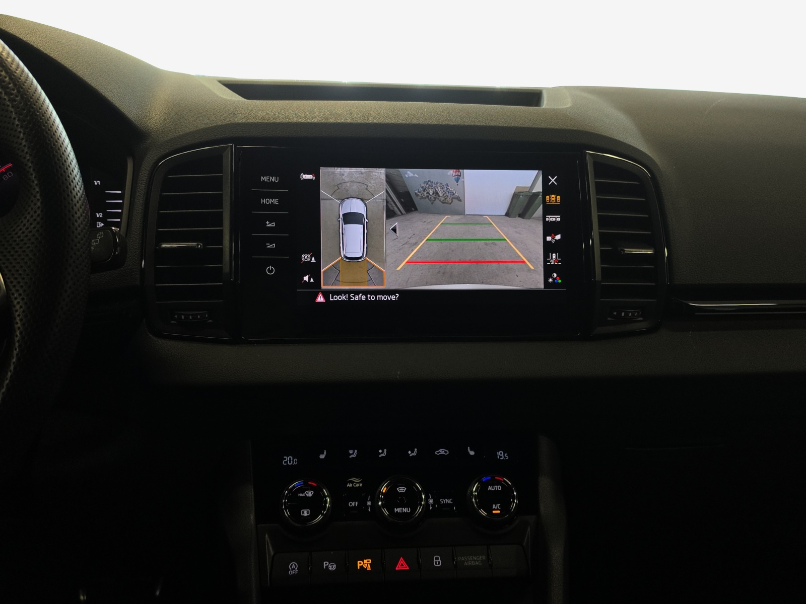 SKODA Karoq 2.0 TSI SportLine 4x4 DSG-image-15